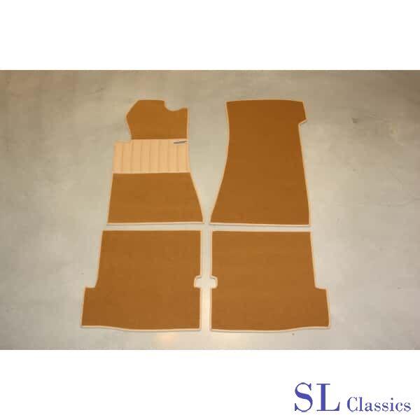 Tapijt set 4-delig Dattel Mercedes-Benz SL, W107 - R107, Auto-onderdelen, Interieur en Bekleding, -, Nieuw, Ophalen of Verzenden