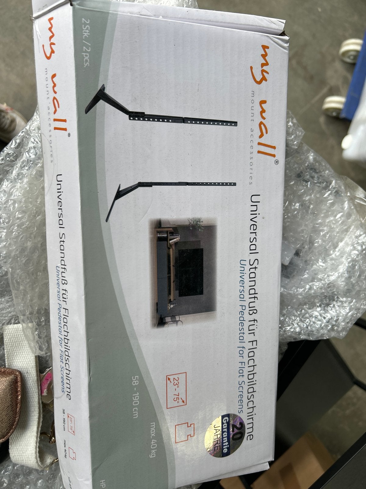 Universele TV Standaard op Poten voor Flatscreens (23-75 inc, Ophalen, Nieuw
