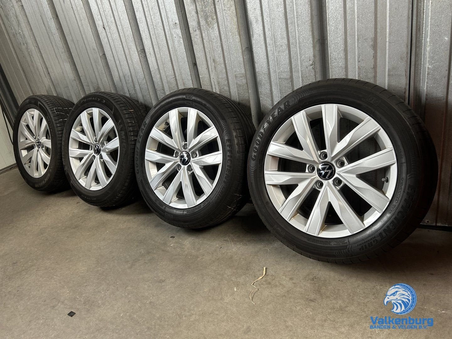 6mm! Originele VW Arteon Passat B8 Mastrand 17 inch velgen T, -, -, Banden en Velgen, 17 inch