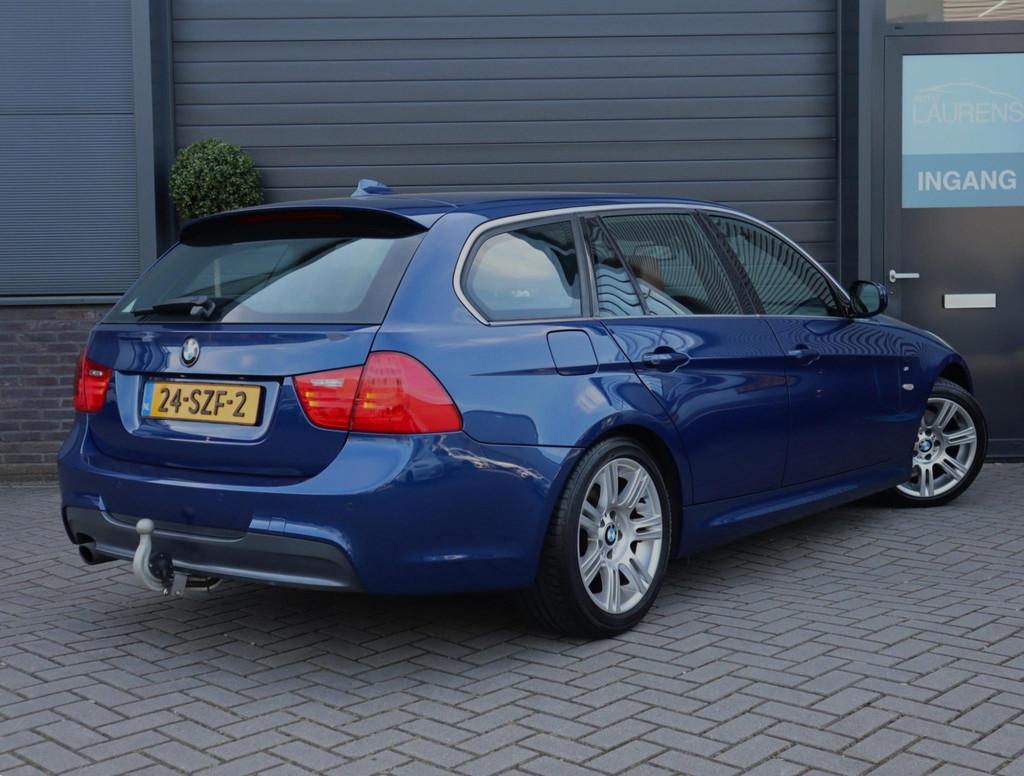 BMW 3-serie Touring 320i M Sport Luxury Line | Trekhaak | Le, Auto's, BMW, Euro 5, Achterwielaandrijving, 4 cilinders, Blauw