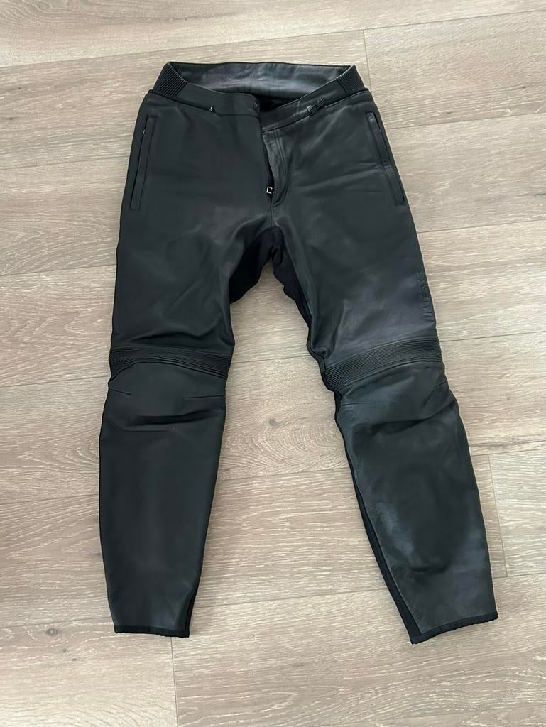 Dainese lederen motorbroek maat 50, Motoren, Ophalen of Verzenden, Tweedehands, Dames, Broek | leer