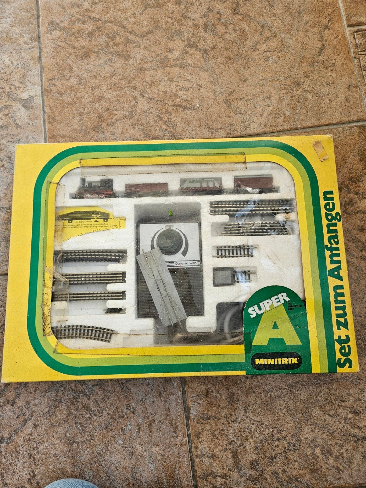 Minitrix N-Spoor Startset 'Set zum Anfangen' - Nieuwstaat, Hobby en Vrije tijd, Ophalen of Verzenden, Zo goed als nieuw, Treinset