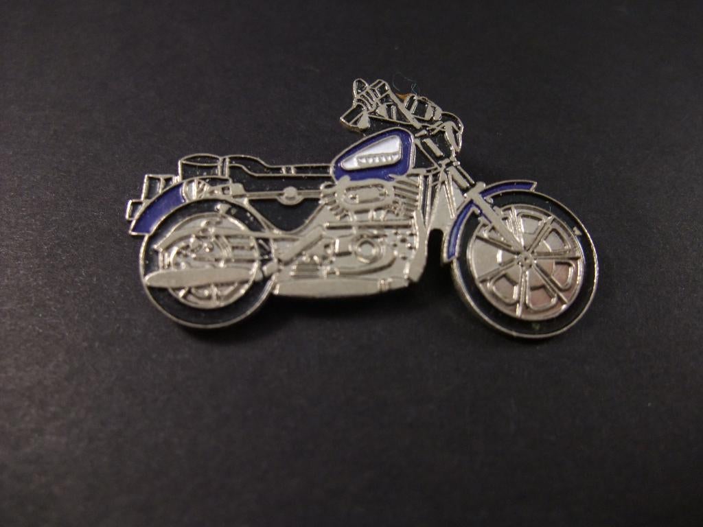 Harley-Davidson Sportster, , emaille pin, Ophalen of Verzenden, Gebruikt, Overige onderwerpen