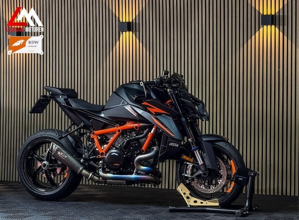 KTM 1390 SUPER DUKE R EVO - 2025 - Titanium Akrapovic - VOL