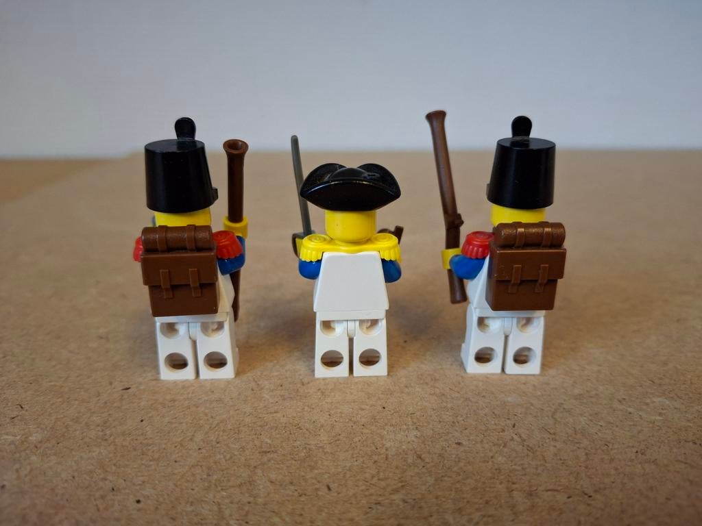 Lego 6265 Sabre Island. Jaren 80 Pirates, Compleet, Lego, Info@lego.com, 33 Bath Road, Slough, UK