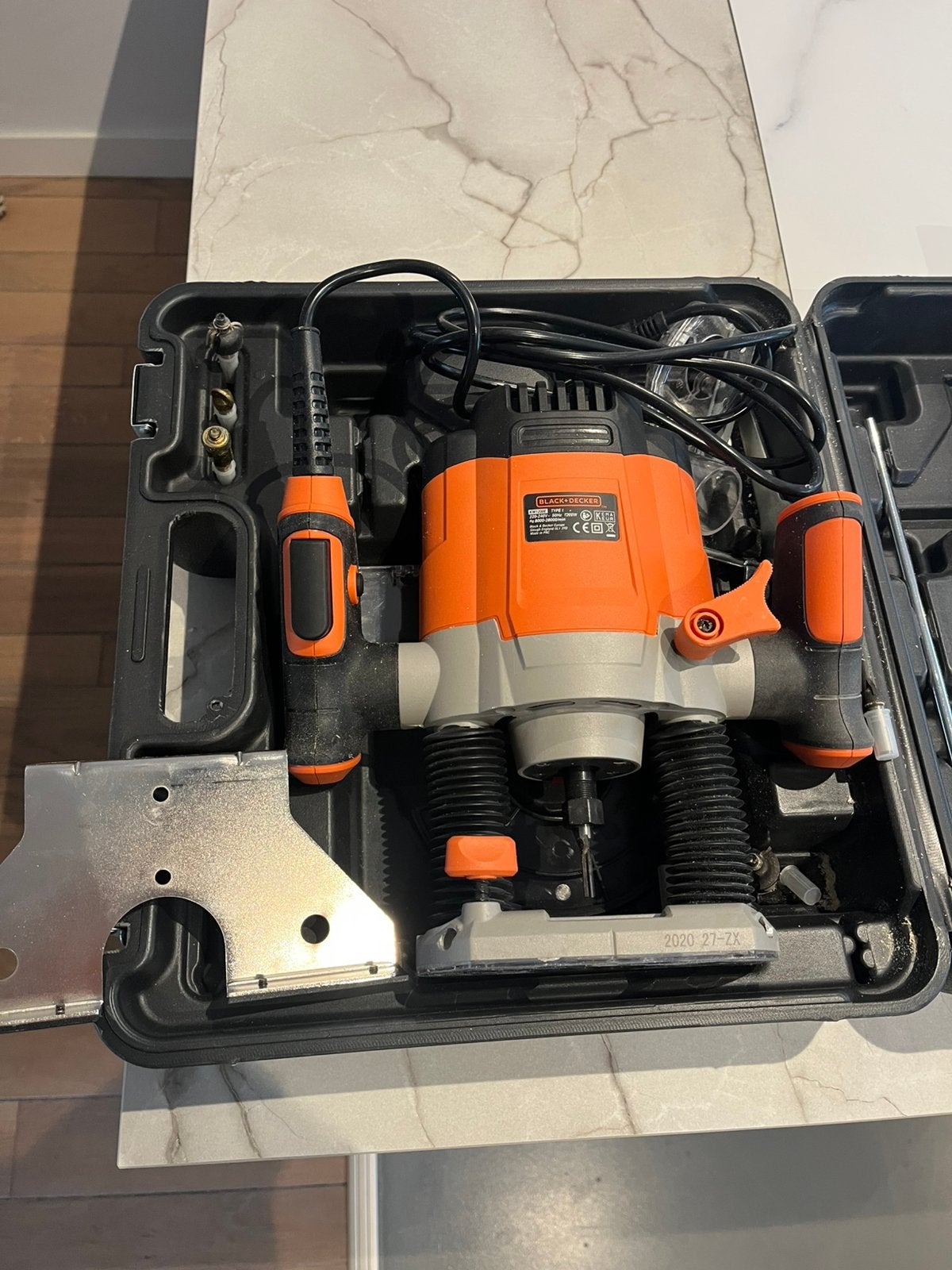 Frees Black+Decker, Ophalen, Zo goed als nieuw, Elektrisch, Bovenfrees