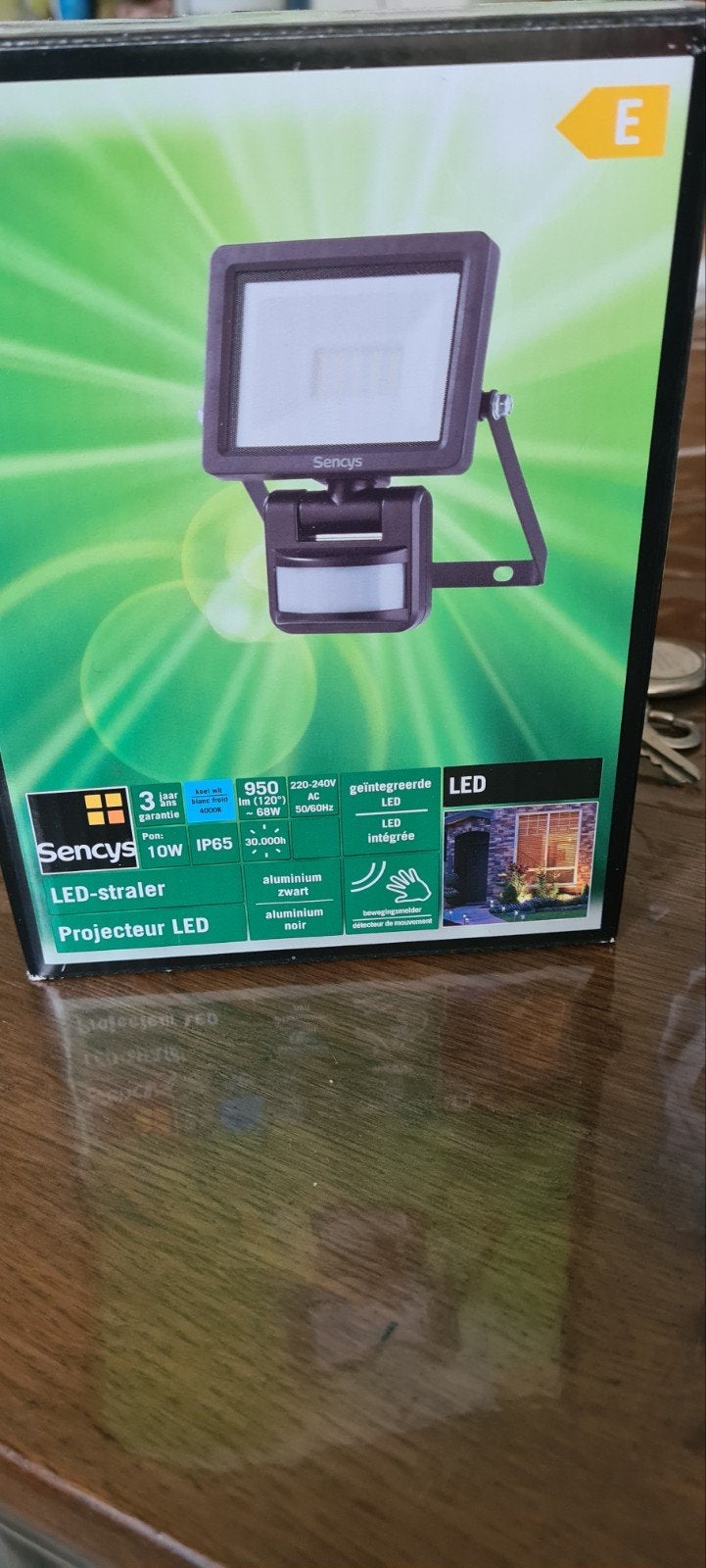 Sencys LED-straler met sensor - 10W, IP65, Zwart, Huis en Inrichting, Ophalen, Zo goed als nieuw