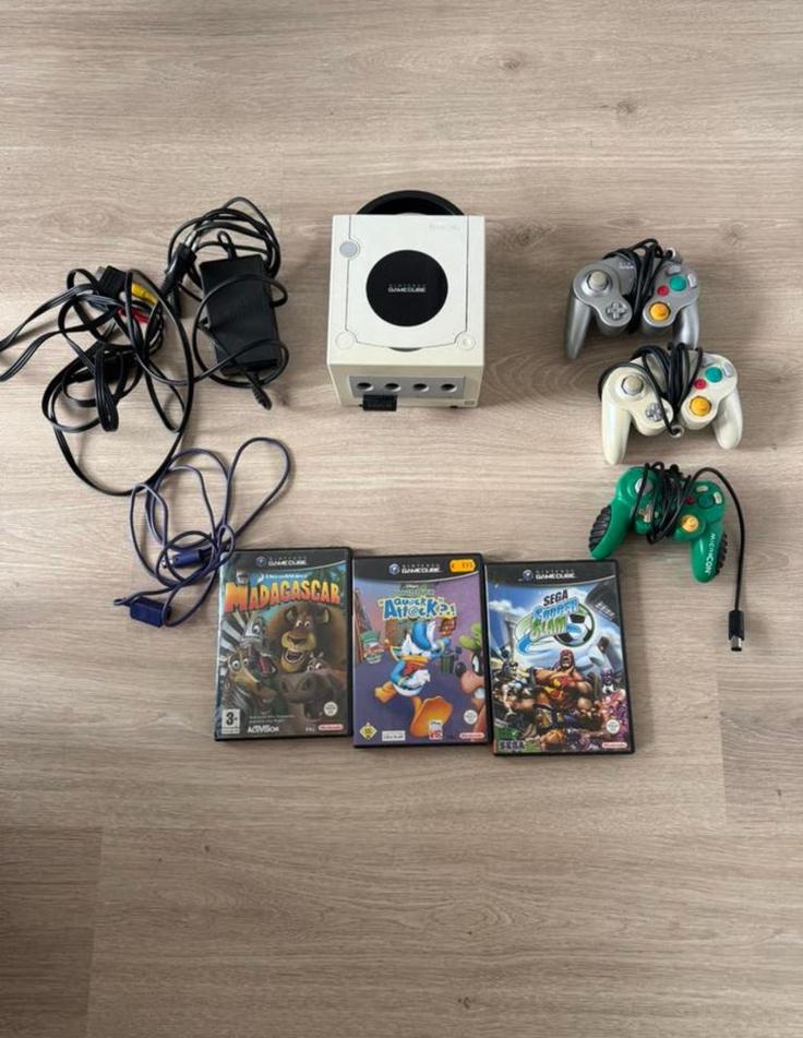 Nintendo gamecube + 10 spellen! RUILEN VOOR SWITCH 2, Spelcomputers en Games, Spelcomputers | Nintendo Switch, Ophalen of Verzenden