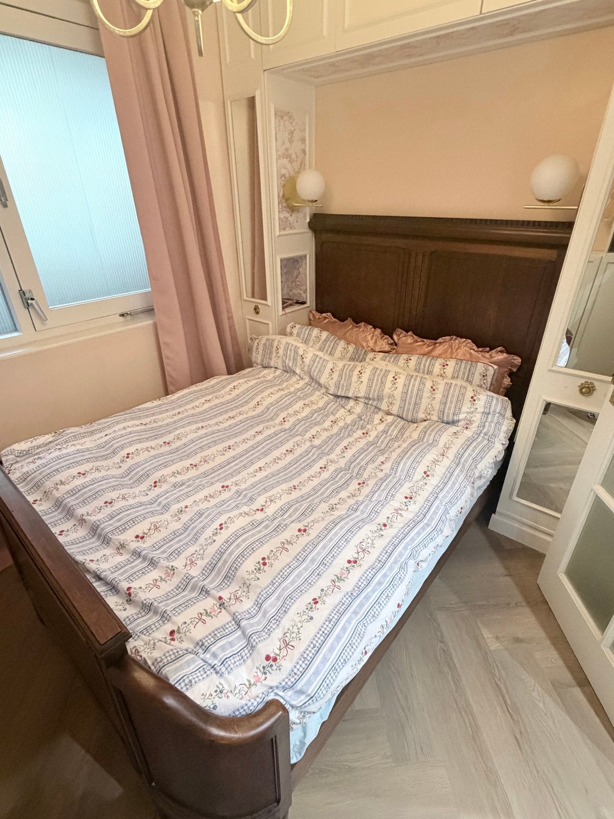 Antiek houten bed met lattenbodem, Antiek en Kunst, Antiek | Meubels | Bedden, Ophalen