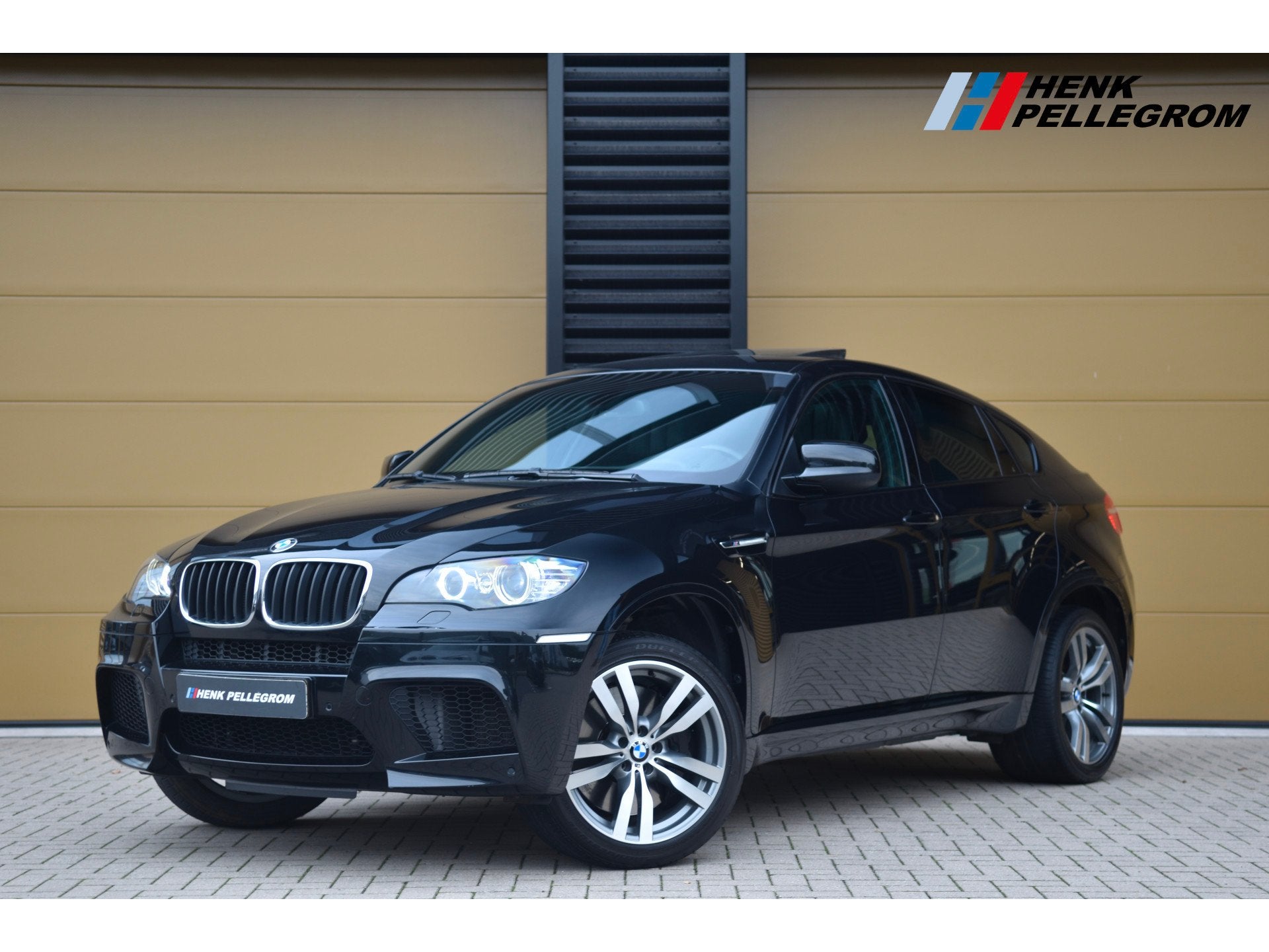 BMW X6 4.4i M * Glazen Schuifdak * 1e Eigenaar * Comfortstoe, Auto's, Automaat, Euro 5, Gebruikt, Zwart