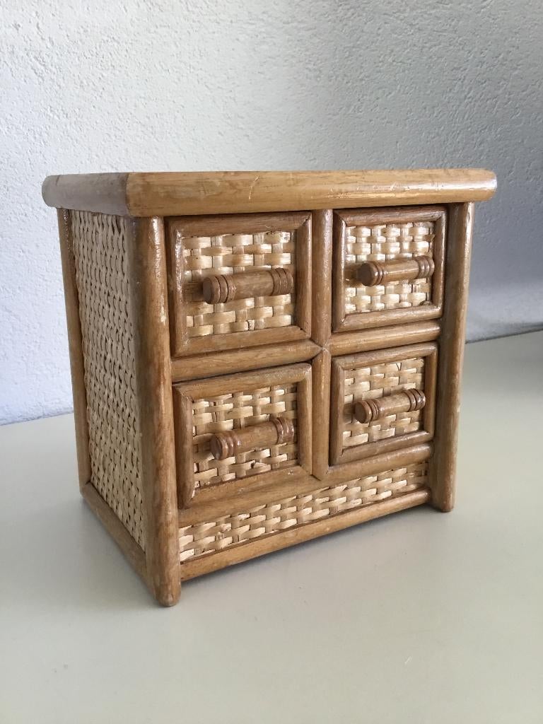 vintage mini ladekastje hout/rotan 20 x 14,5 x 19,5 cm, Huis en Inrichting, Kasten | Ladekasten, Minder dan 50 cm, Gebruikt, Ophalen of Verzenden