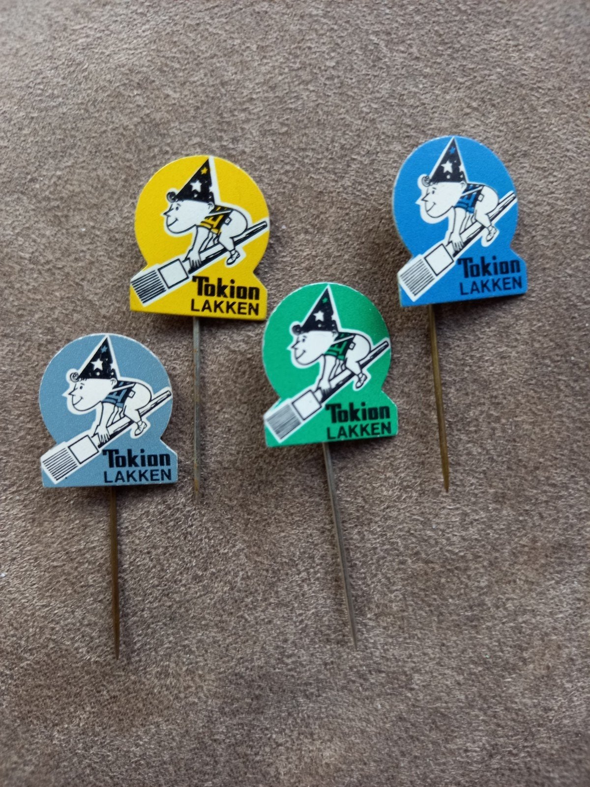 Speldjes Tokion lakken, Ophalen of Verzenden, Gebruikt
