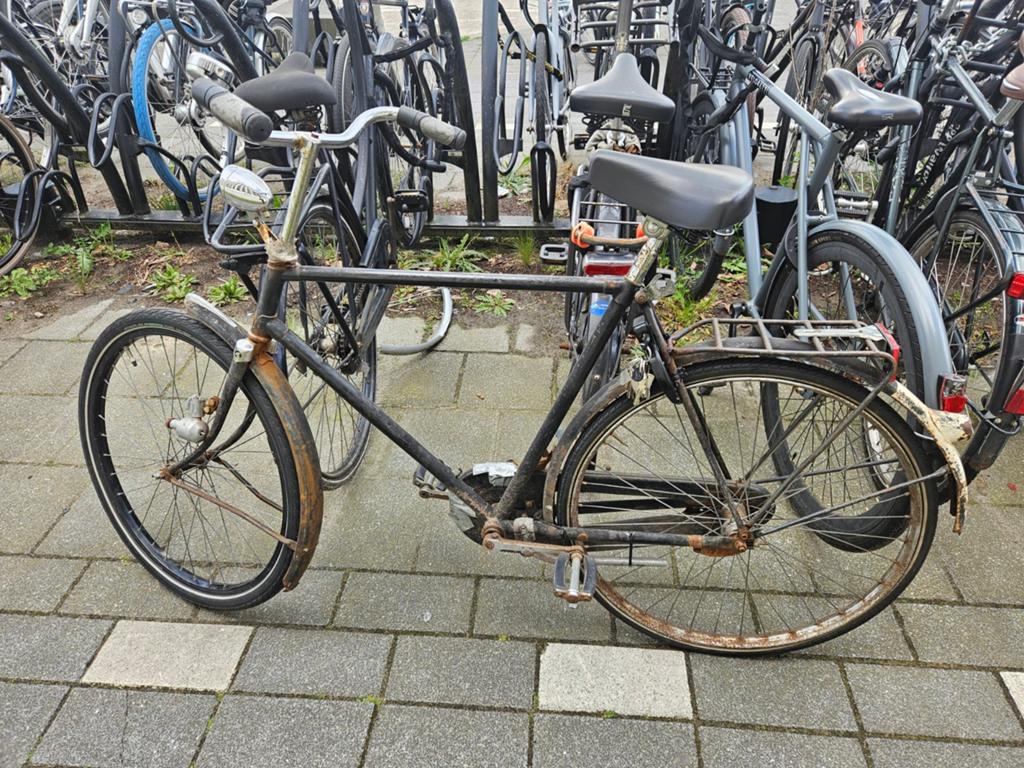 Vintage jaren 50 (?) fiets. Doet het nét nog, Fietsen en Brommers, Fietsen | Oldtimers, Ophalen