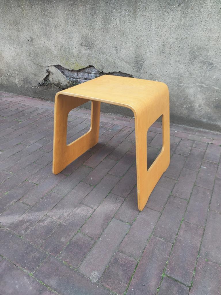 IKEA Benjamin kruk - Houten krukje, Huis en Inrichting, Ophalen of Verzenden, Gebruikt, Hout