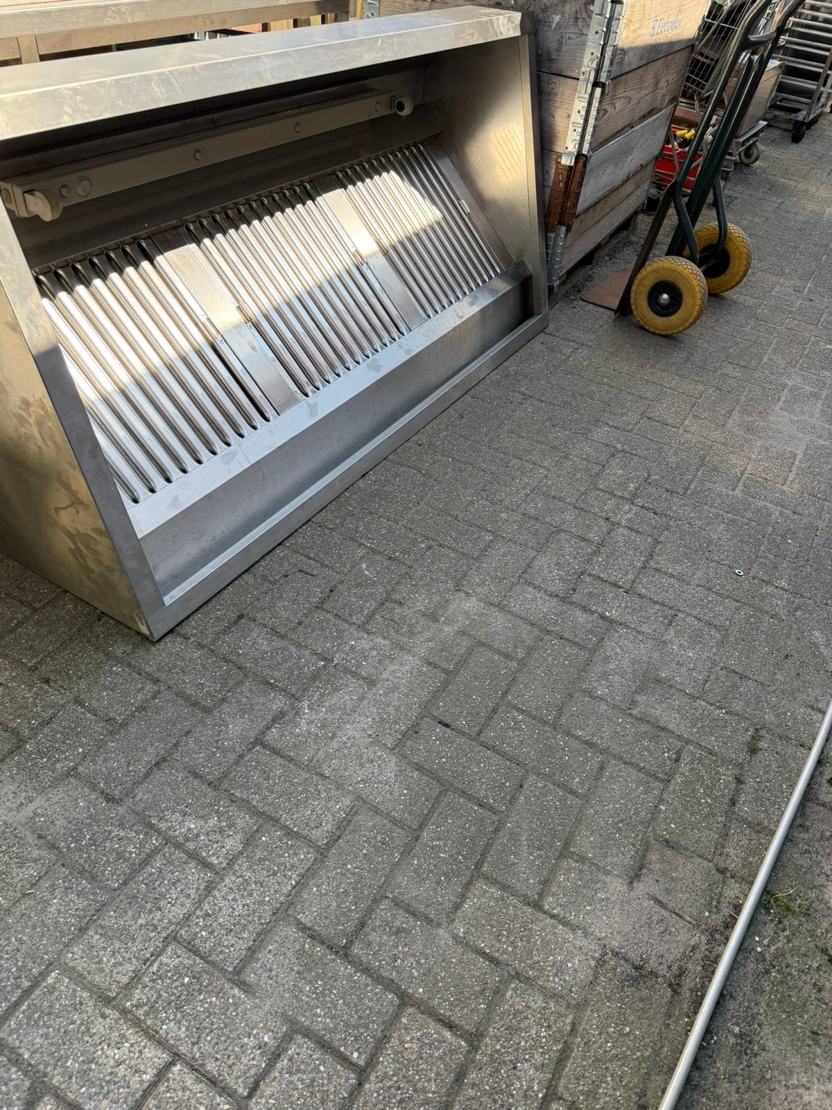 Twee afzuigkapen te koop, Ophalen, Koelen en Vriezen