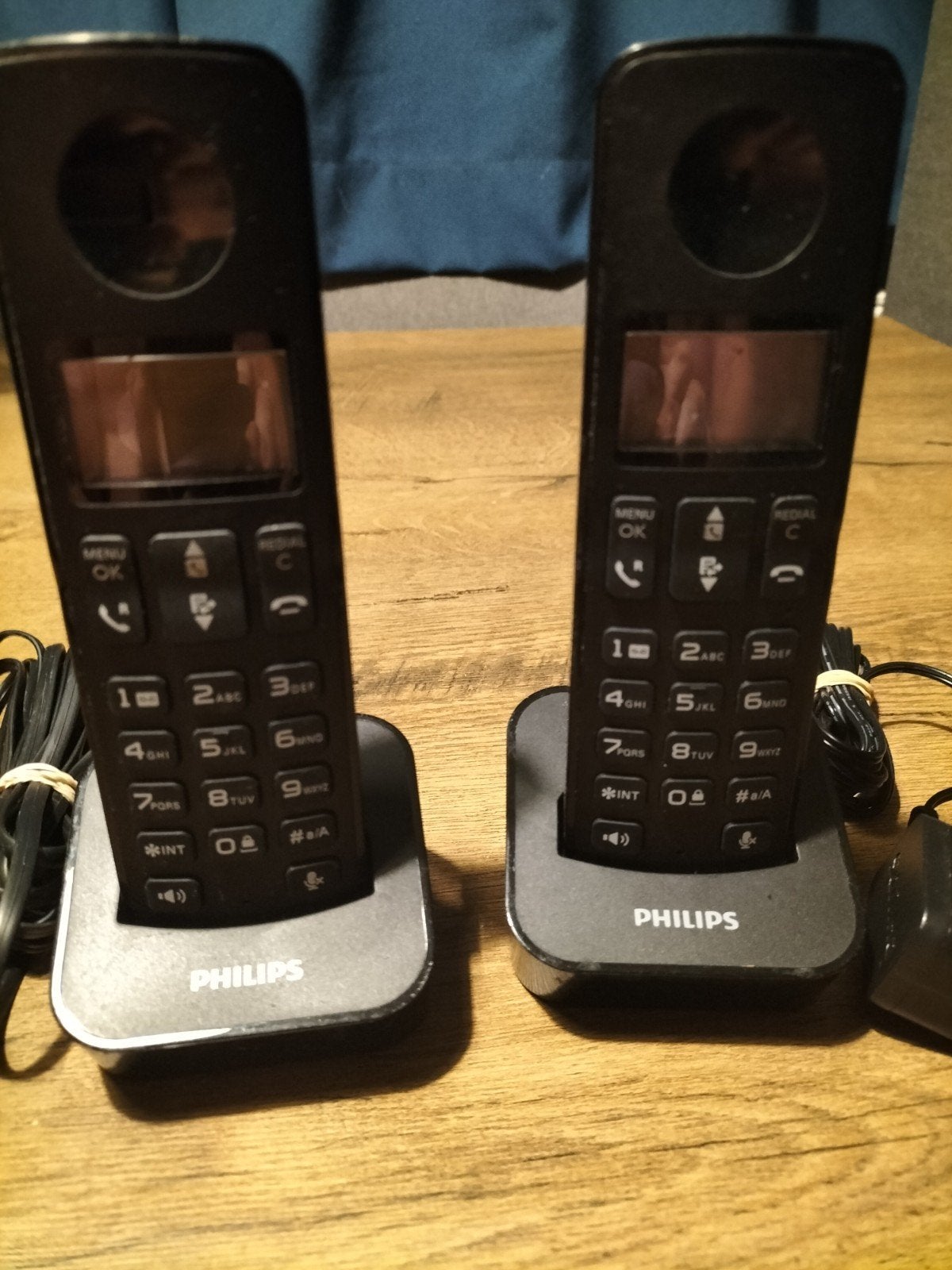 Philips D2052B/38 DECT Duo Telefoonset + MultiLife Accu, Telecommunicatie, Ophalen of Verzenden, Zo goed als nieuw, 2 handsets