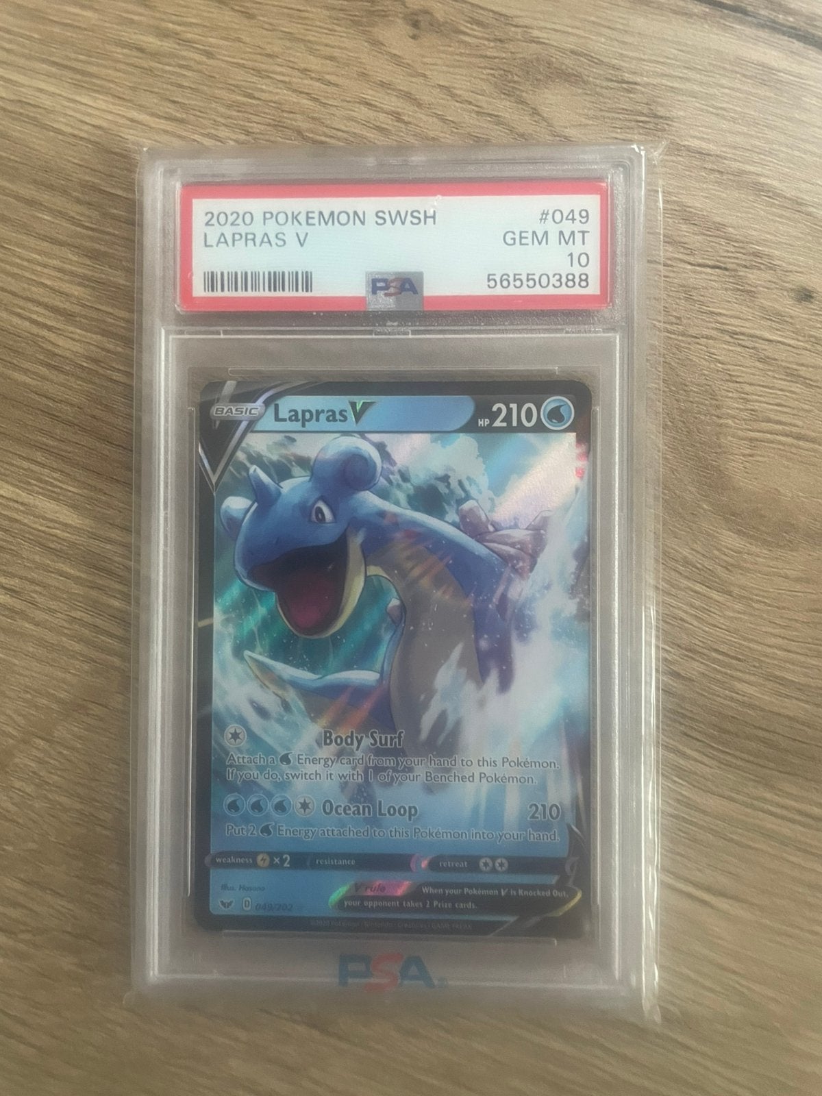 Lapras V #049 PSA 10, Hobby en Vrije tijd, Verzamelkaartspellen | Pokémon, Ophalen of Verzenden, Nieuw