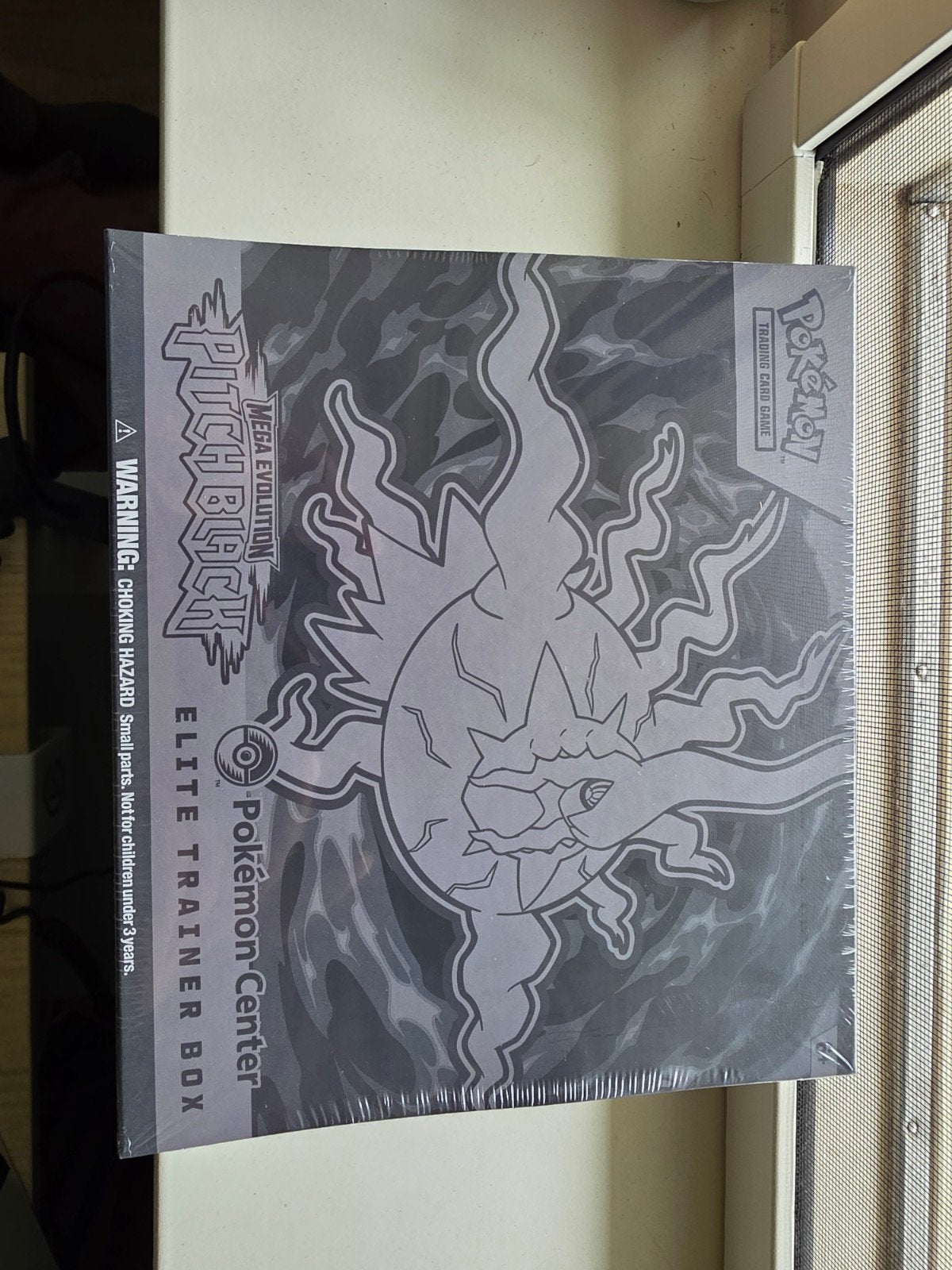 Pokémon Center Pitch Black Elite Trainer Box, Ophalen, Nieuw