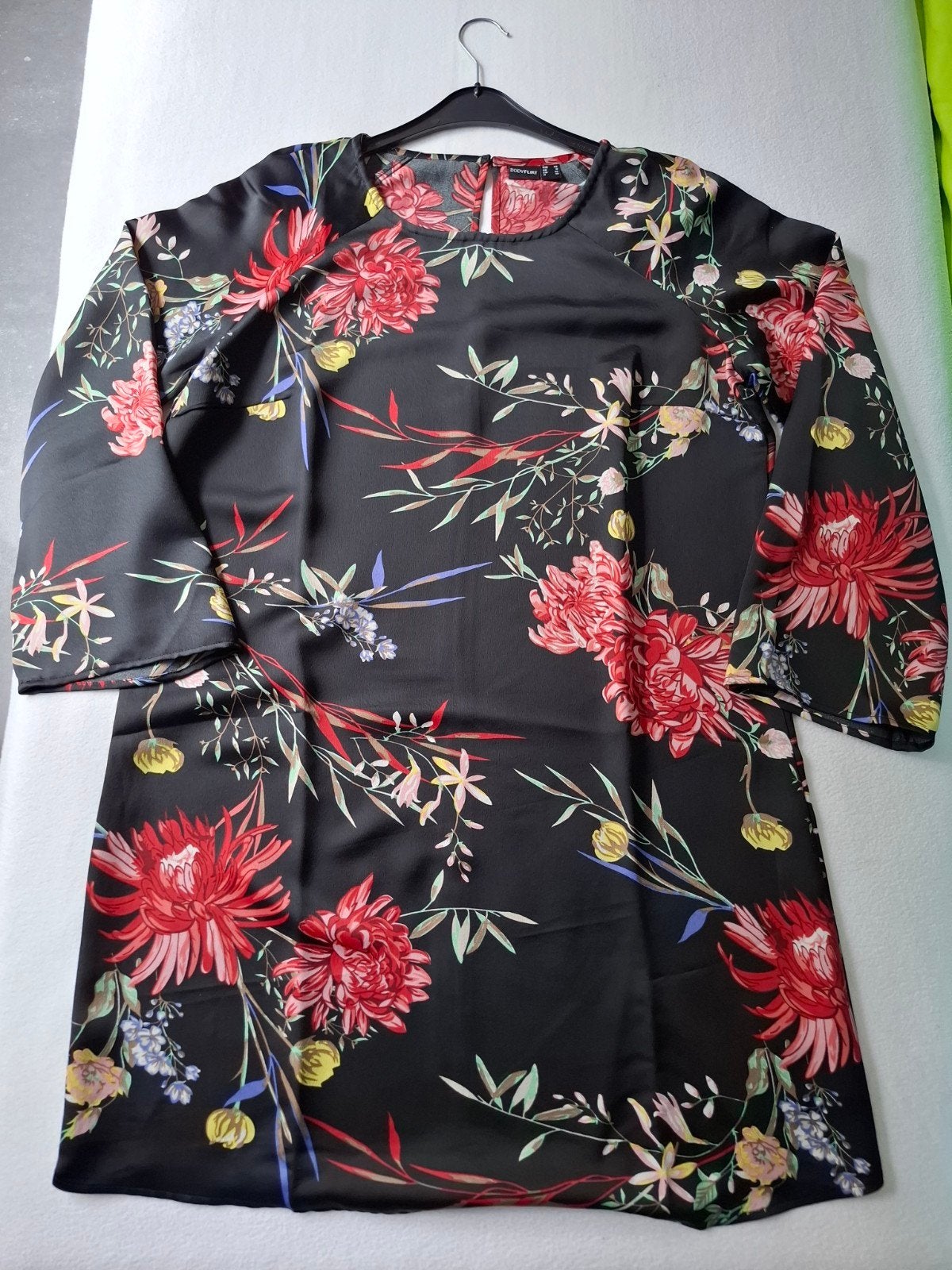 Bodyflirt Zwarte Bloemenjurk Maat 44, Verzenden, Zwart, Maat 42/44 (L), Zo goed als nieuw