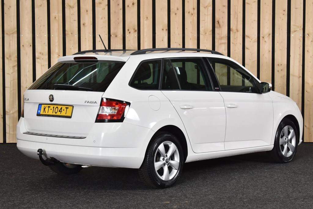 Skoda Fabia Combi 1.2 TSI JOY Trekhaak 159dkm Clima Cruise P, Voorwielaandrijving, Stof, Euro 6, 4 cilinders