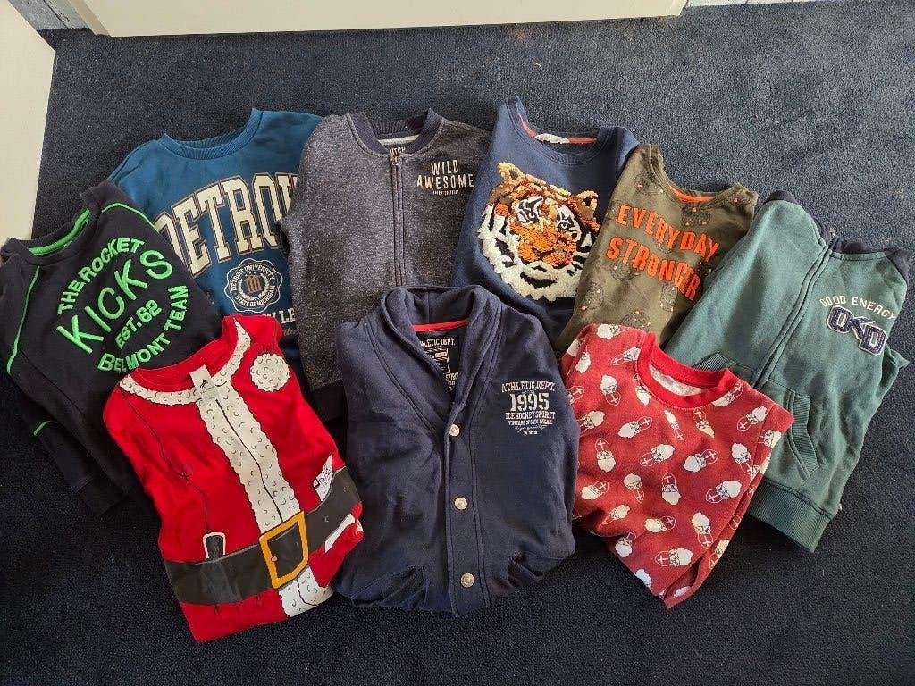 Blauw/groen pakket met 9 truien / vesten maat 122/128, Gebruikt, Jongen of Meisje, Trui of Vest, Diverse merken