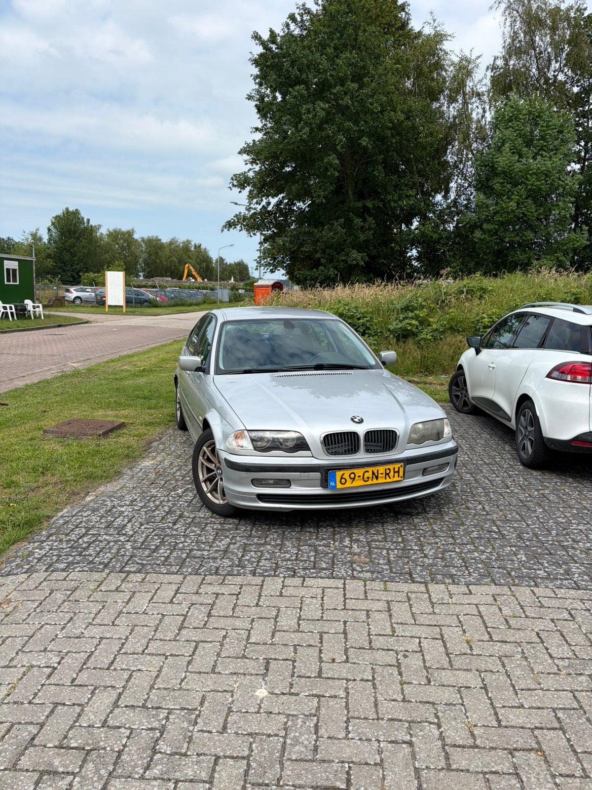 BMW 3-Serie 1.9 I 318 2001 Grijs, Auto's, BMW, 13 km/l, Achterwielaandrijving, 4 cilinders, Origineel Nederlands