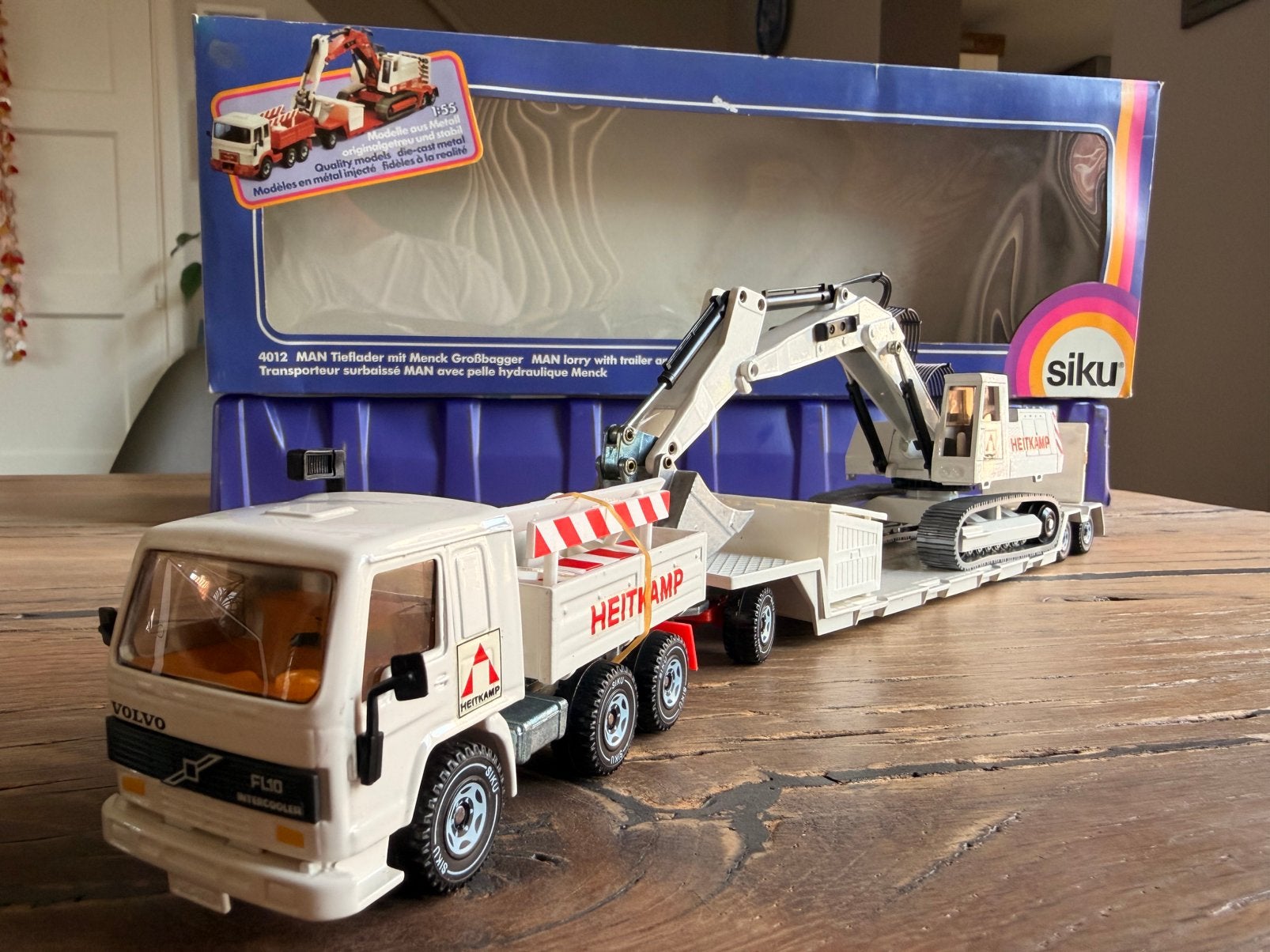 Siku Volvo FL10 4012, Hobby en Vrije tijd, Ophalen of Verzenden, Nieuw