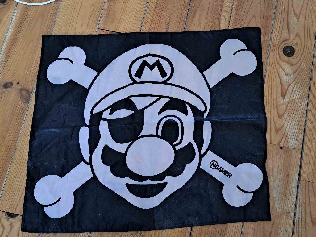 NGamer Pirate Mario vlag, Avontuur en Actie, Verzenden, 1 speler, Zo goed als nieuw
