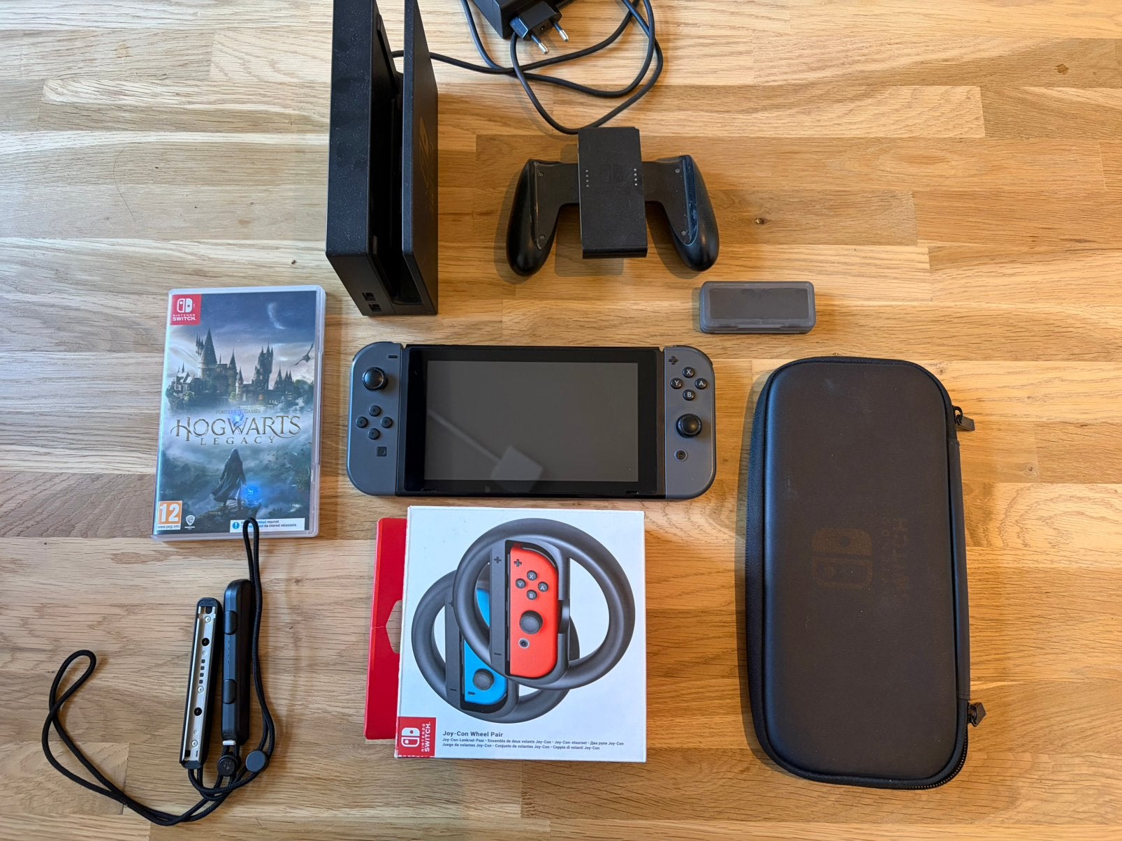 Nintendo switch V1, Spelcomputers en Games, Ophalen of Verzenden, Zo goed als nieuw, Met 2 controllers, Switch Original