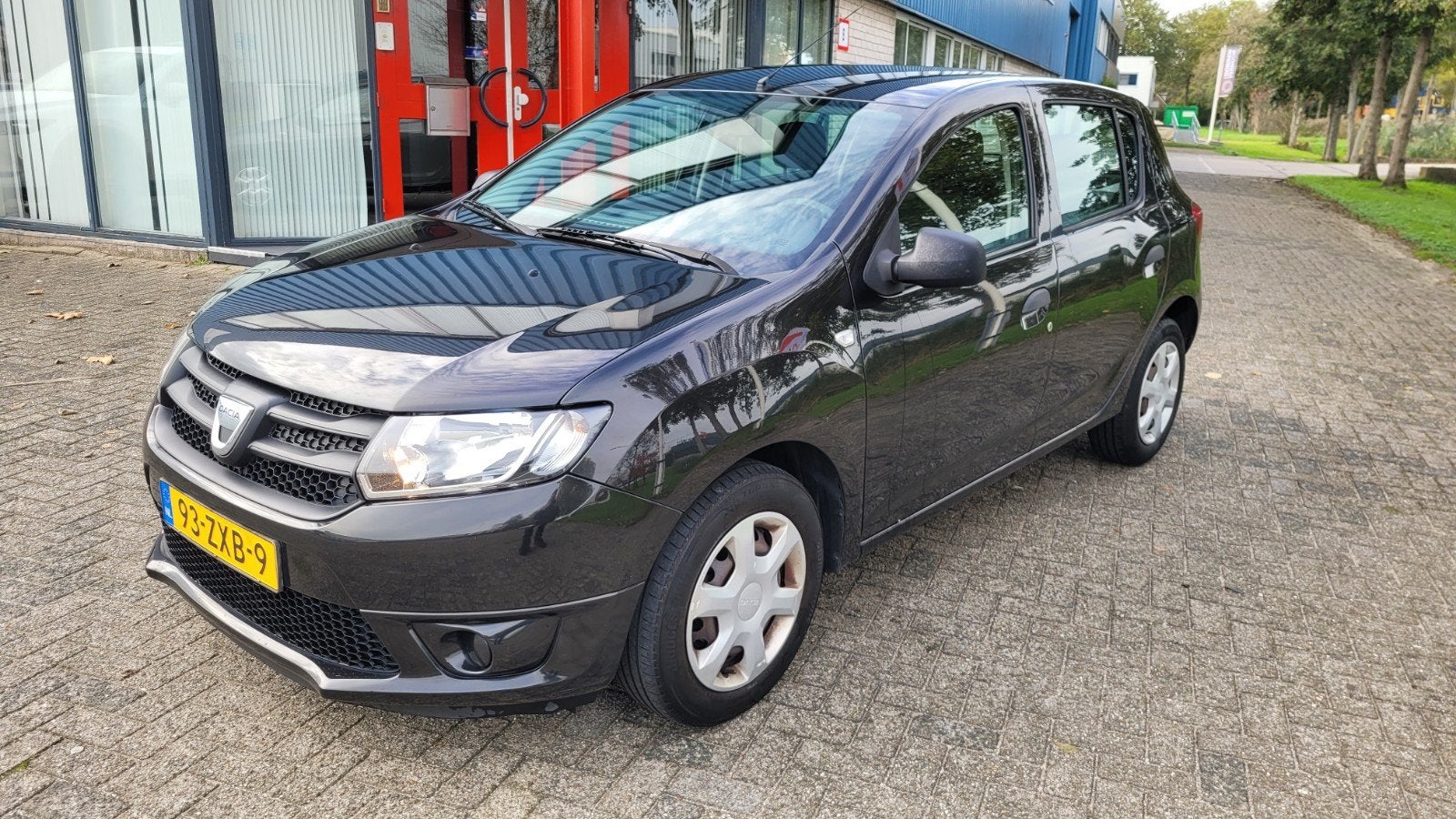 Dacia Sandero 0.9 TCE 66KW Stepway 2013 nieuwe apk/airco/nap, Voorwielaandrijving, 898 cc, Stof, 937 kg