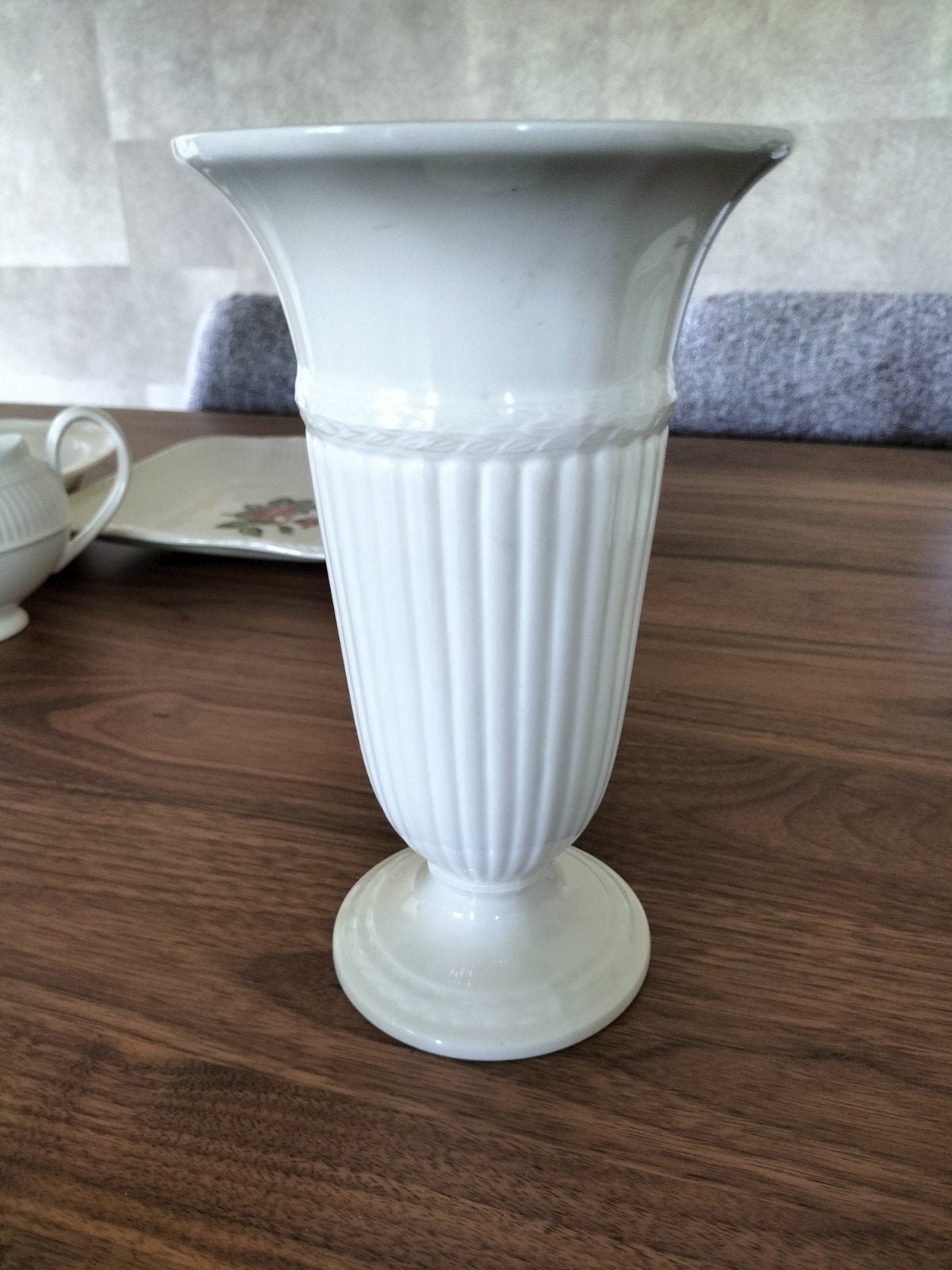 Royale Wedgewood vaas, maat zie foto., Ophalen