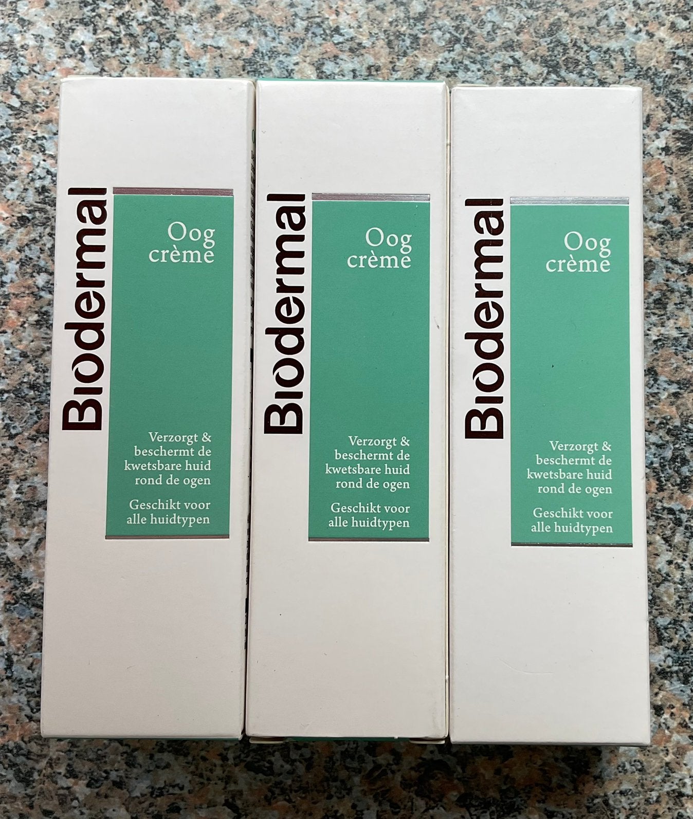 Biodermal oogcrème 15 ml, 3 stuks (nieuw), Sieraden, Tassen en Uiterlijk, Uiterlijk | Gezichtsverzorging, Ophalen of Verzenden
