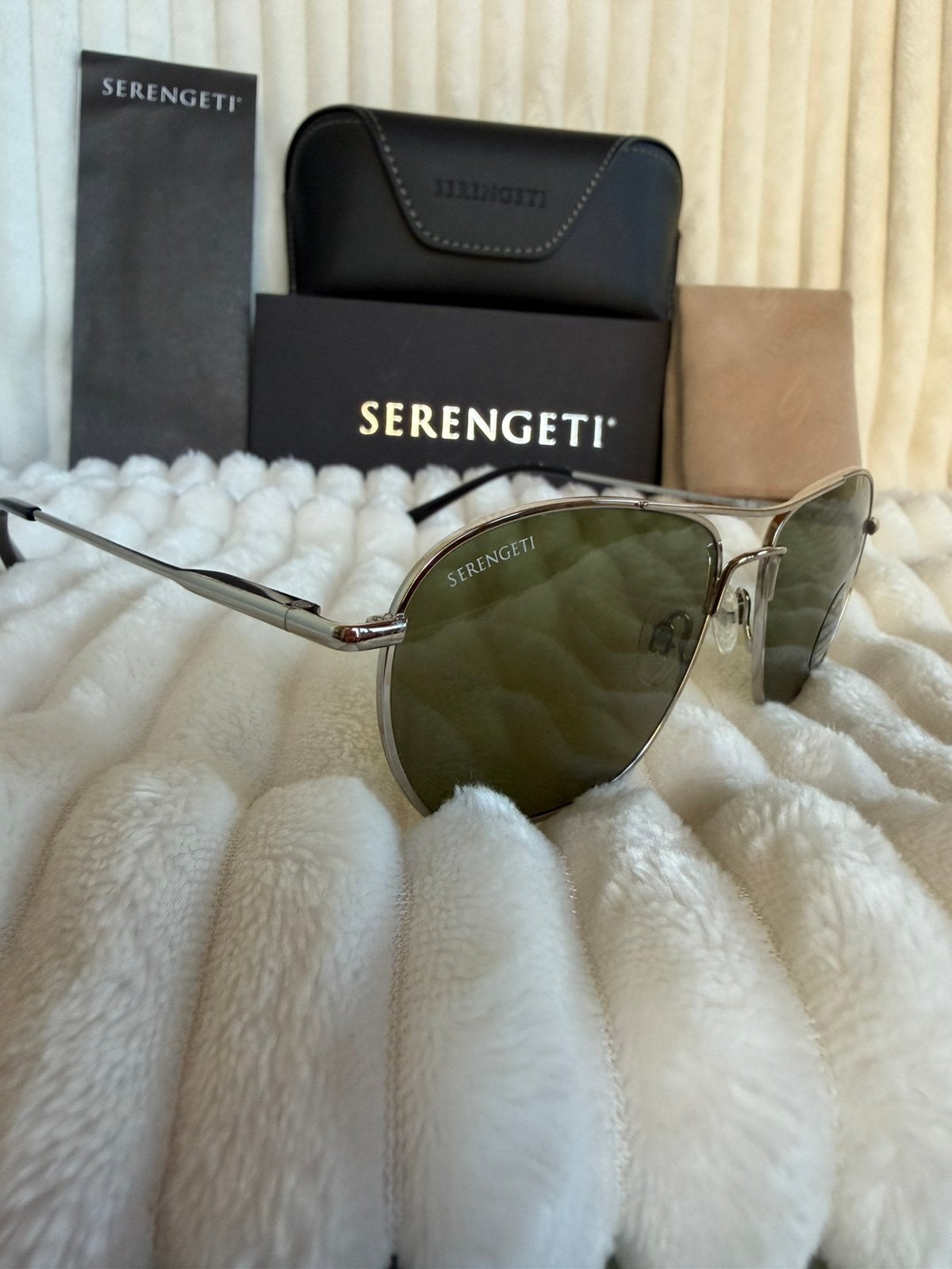 Serengeti Lunger SS545002 garantie en btw-factuur, Zonnebril, Verzenden, Nieuw, Nv
