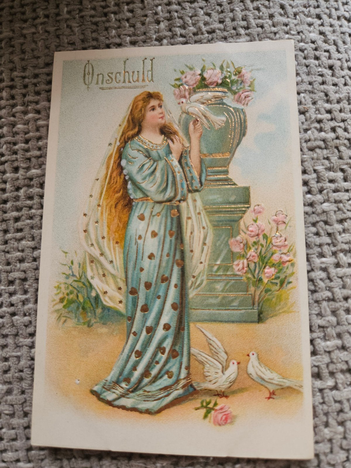 brocante relief dame lang haar  'Onschuld' - Voor 1920, Verzamelen, Ophalen of Verzenden, Voor 1920, Ongelopen
