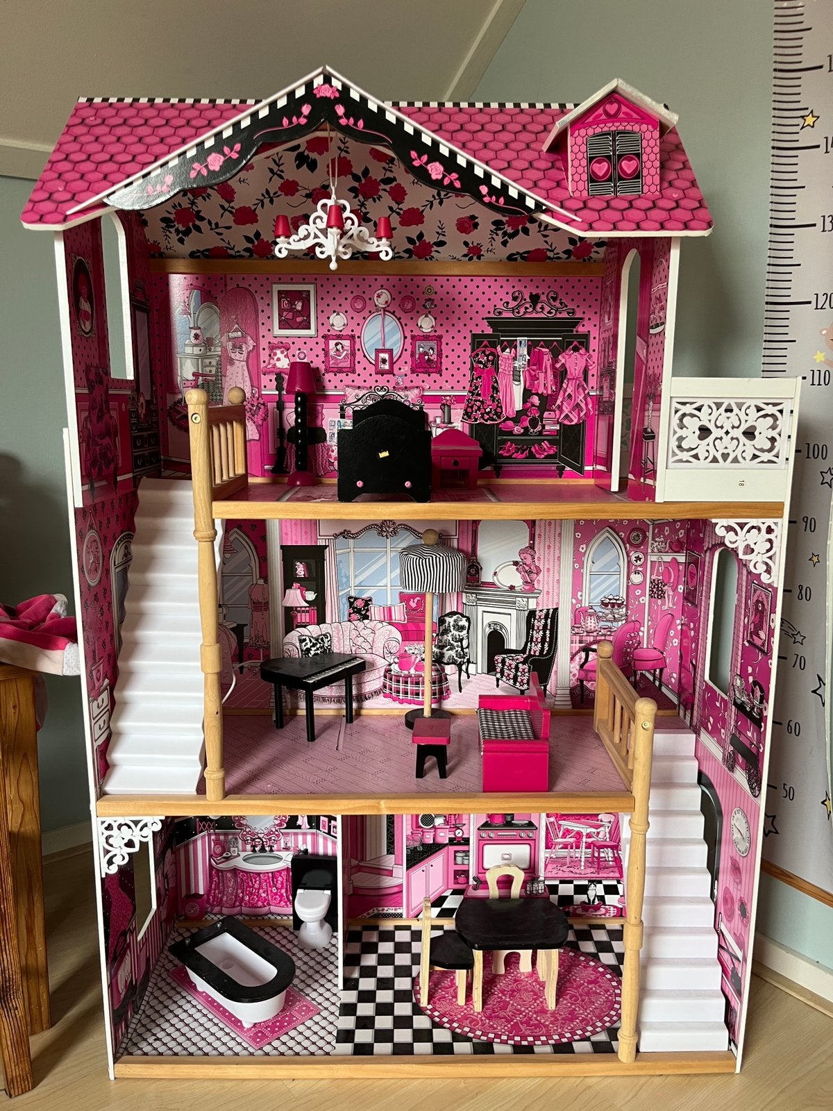 Barbie poppenhuis met accesoires, Ophalen, Gebruikt, Poppenhuis