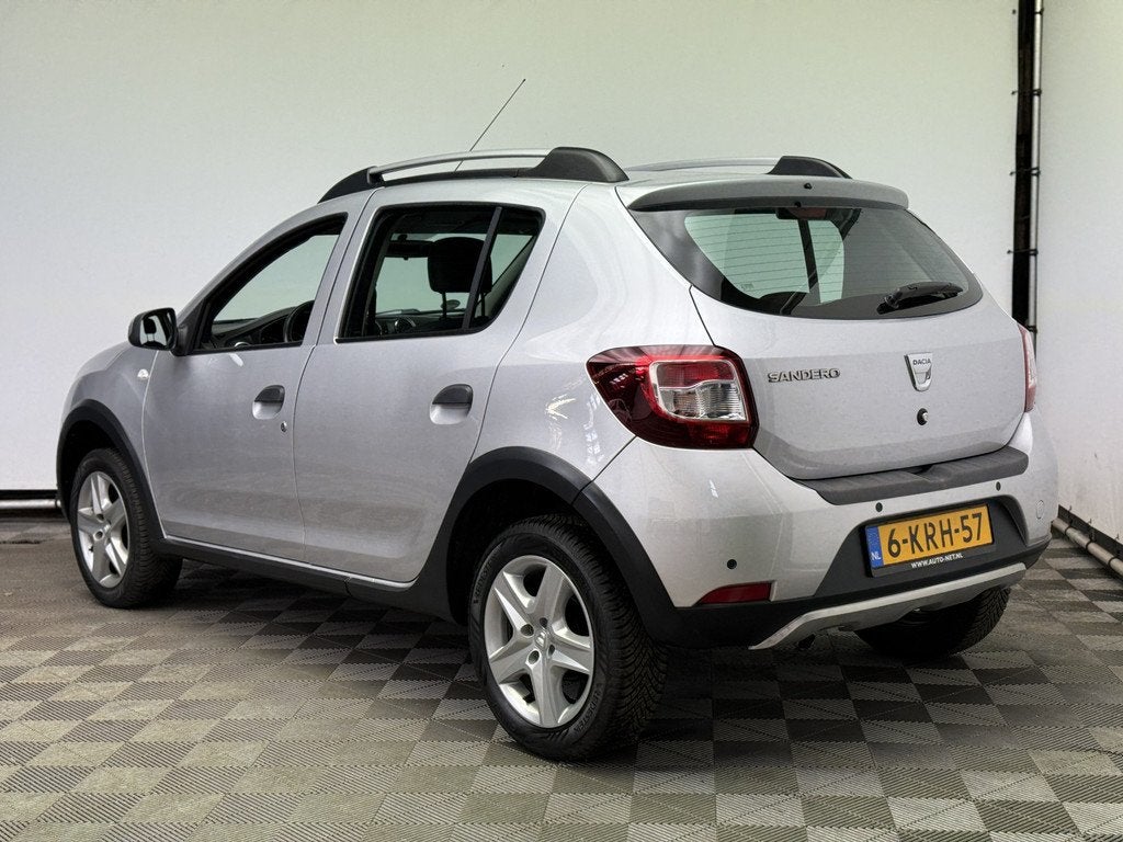 Dacia Sandero 0.9 TCe Stepway Lauréate Airco Navi NL Auto, Auto's, Dacia, Voorwielaandrijving, Stof, Gebruikt, Met garantie (alle)