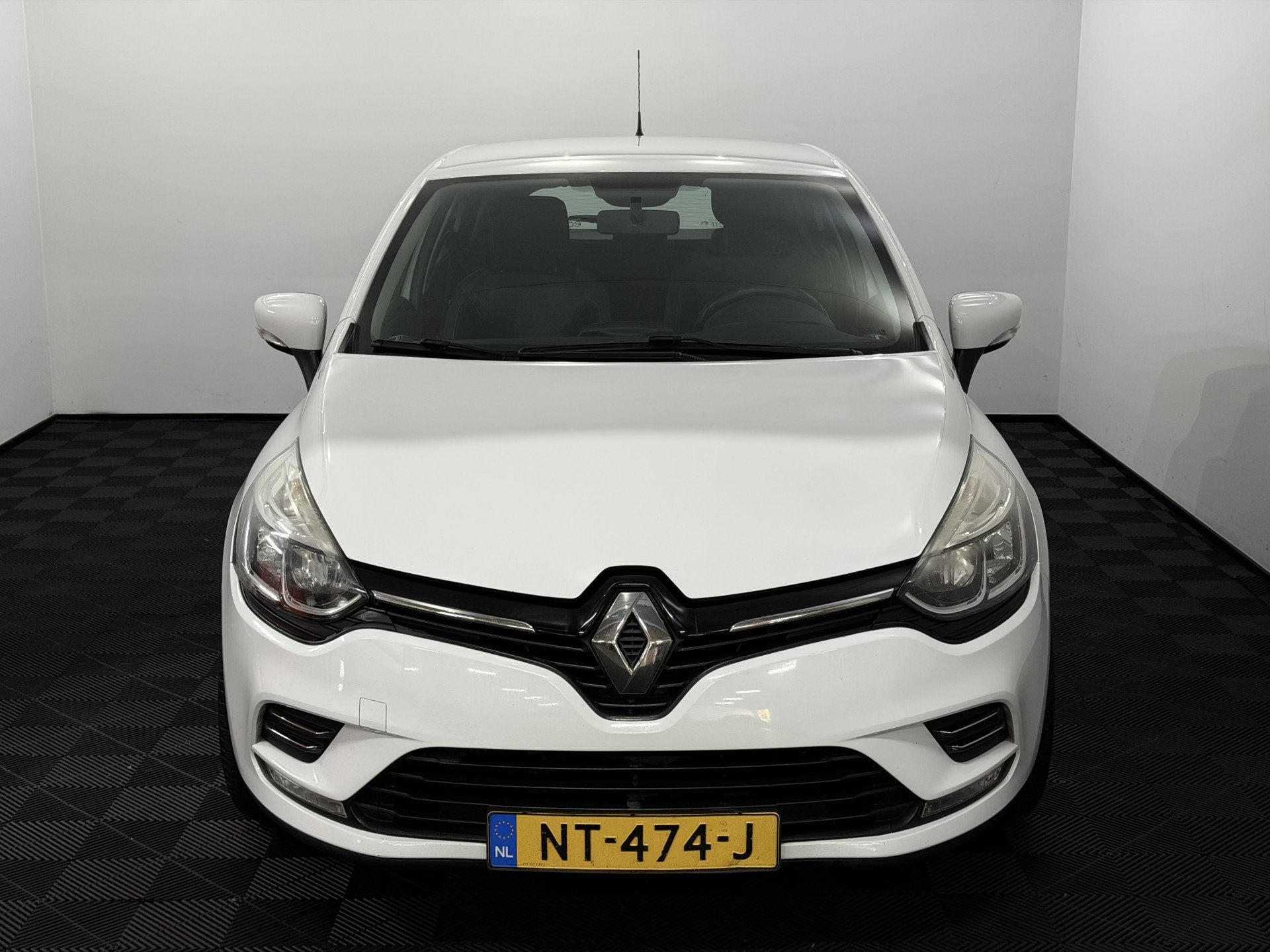 Renault Clio 1.5 dCi Ecoleader Zen Airco, Parkeersensoren, N, Auto's, Voorwielaandrijving, Stof, Gebruikt, Wit