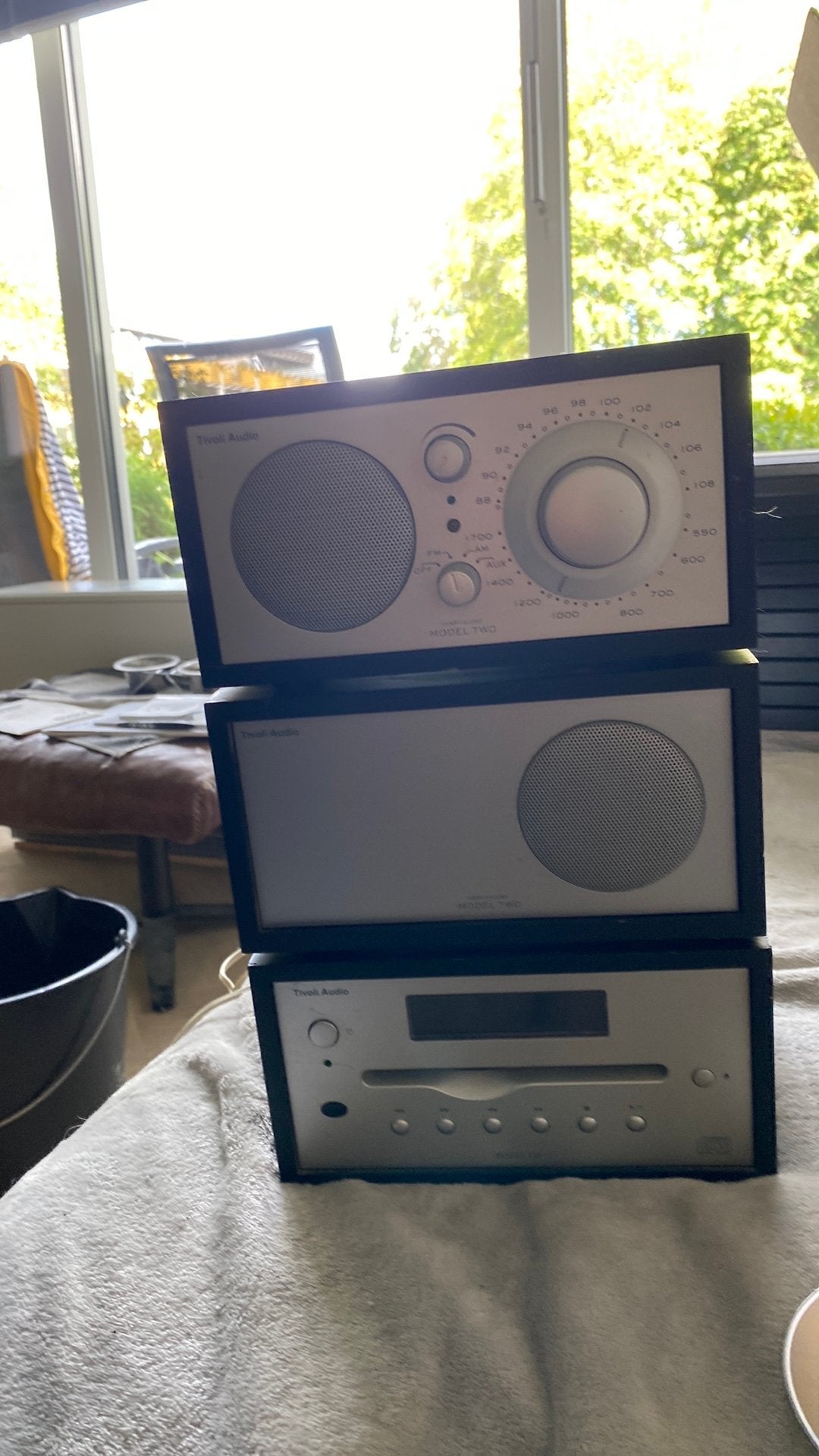 Tivoli Audio model two, 3 delig, Audio, Tv en Foto, Radio's, Ophalen, Zo goed als nieuw