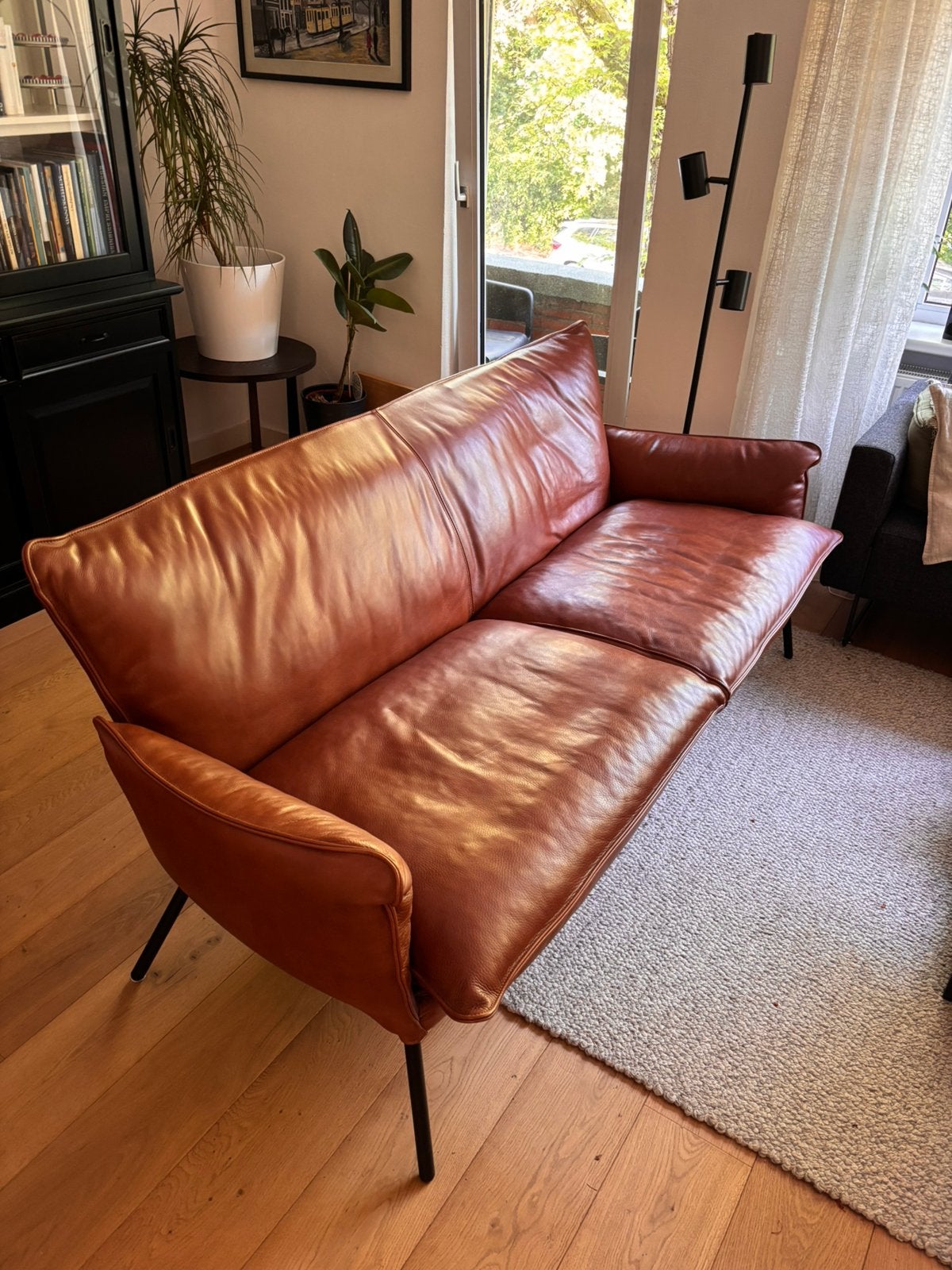 Leren bank cognac kleur, Huis en Inrichting, Banken | Sofa's en Chaises Longues, Ophalen, 150 tot 200 cm, Tweepersoons, Zo goed als nieuw