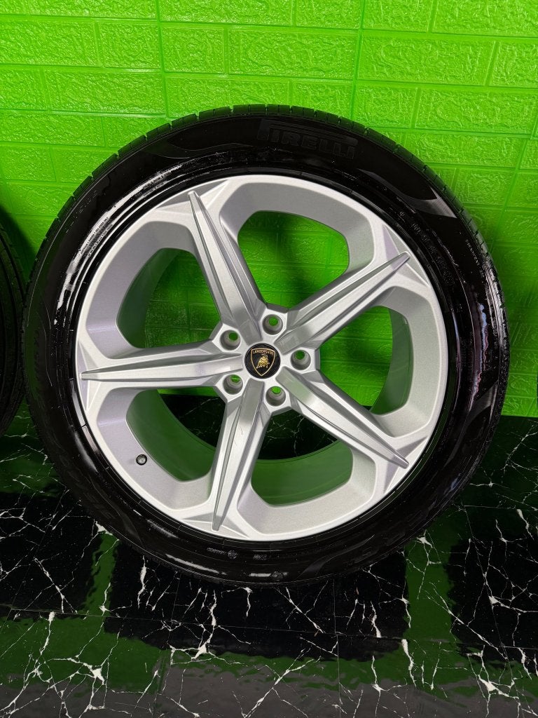 Nieuwe originele Lamborghini Urus velgen 21” zomerset 4ML, Niet ingevuld, Banden en Velgen, Niet ingevuld, Nieuw