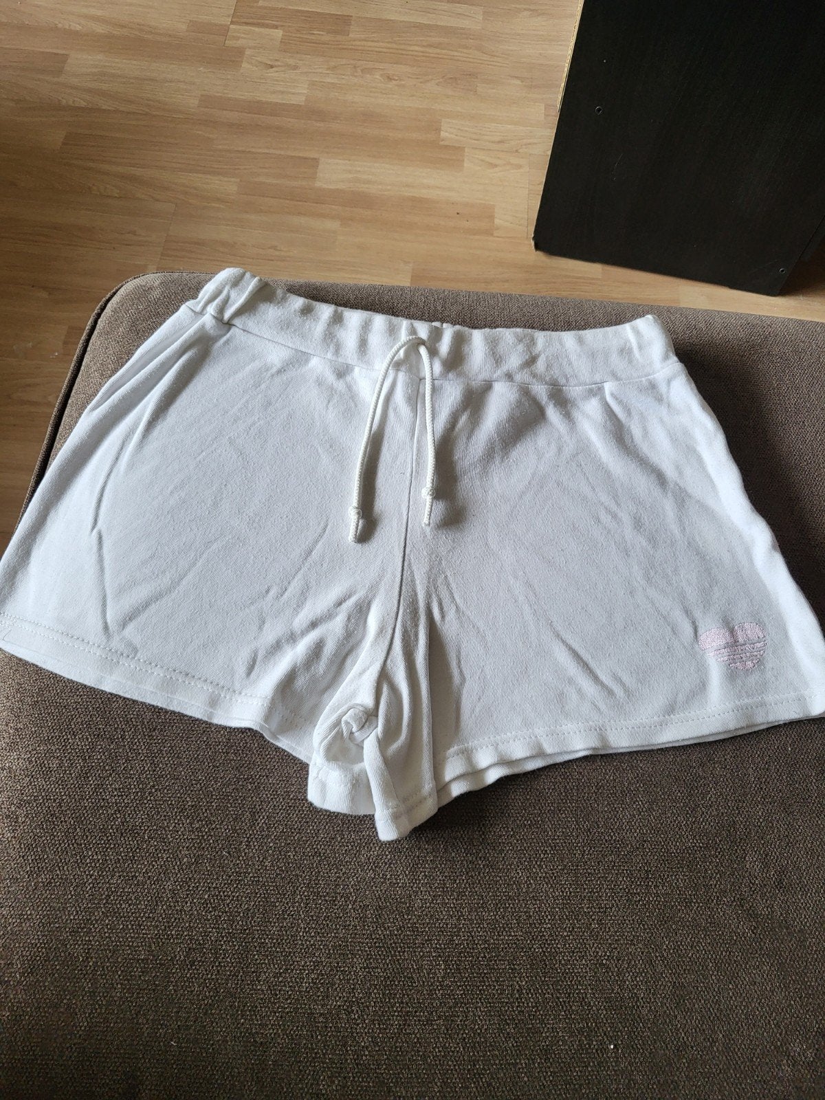 Kort wit broekje Catch One maat M met roze hartje, Kleding | Dames, Maat 38/40 (M), Kort, Wit, Catch One