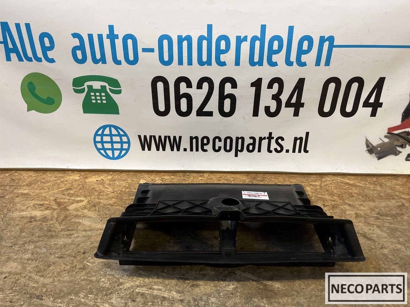 TESLA Y LUCHTGELEIDER RADIATOR 164066600 ORIGINEEL