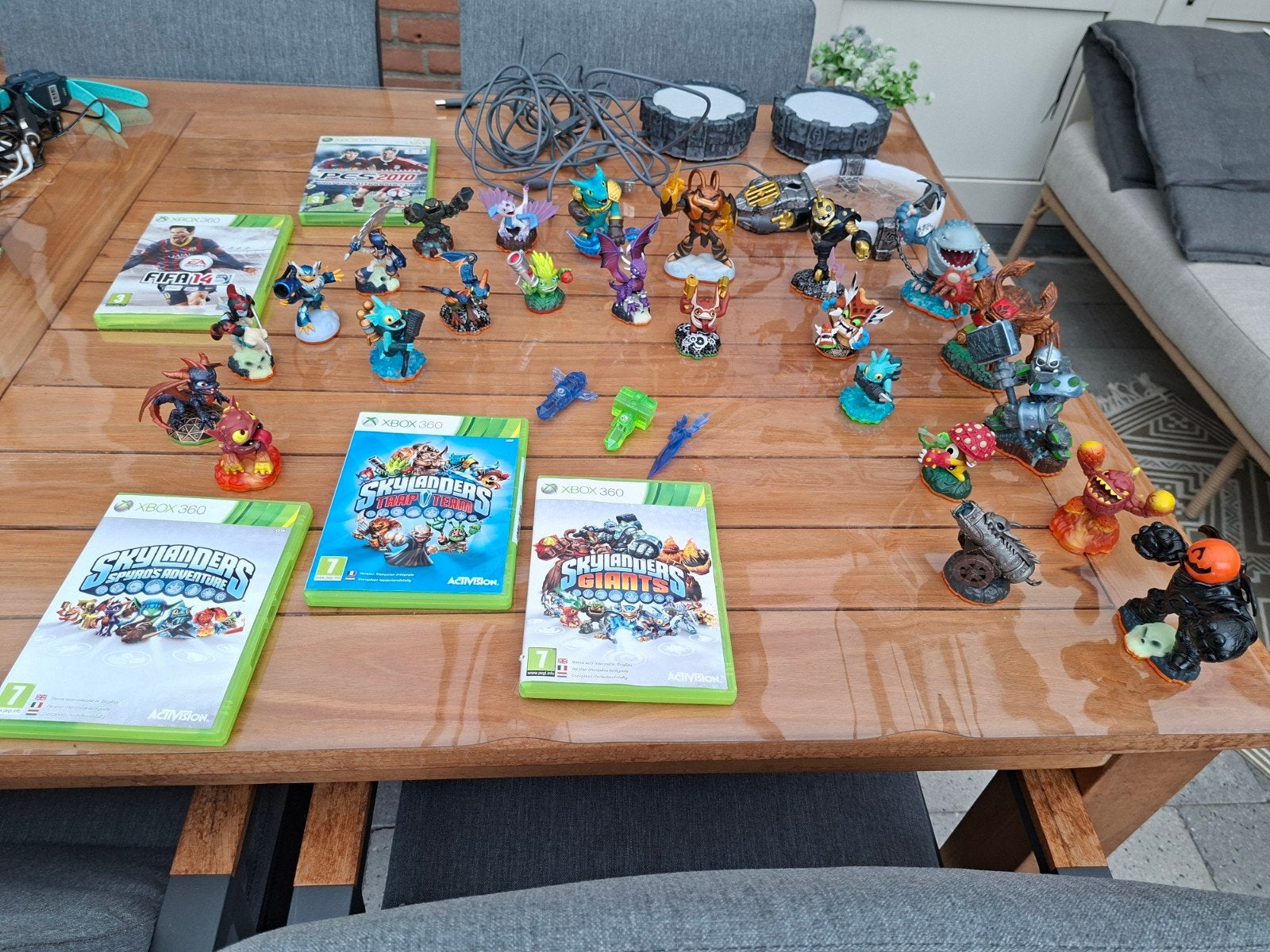 Xbox 360 Skylanders Spellen en Figuren (Grote Collectie), Spelcomputers en Games, Gebruikt, 2 spelers, Eén computer, Vanaf 7 jaar