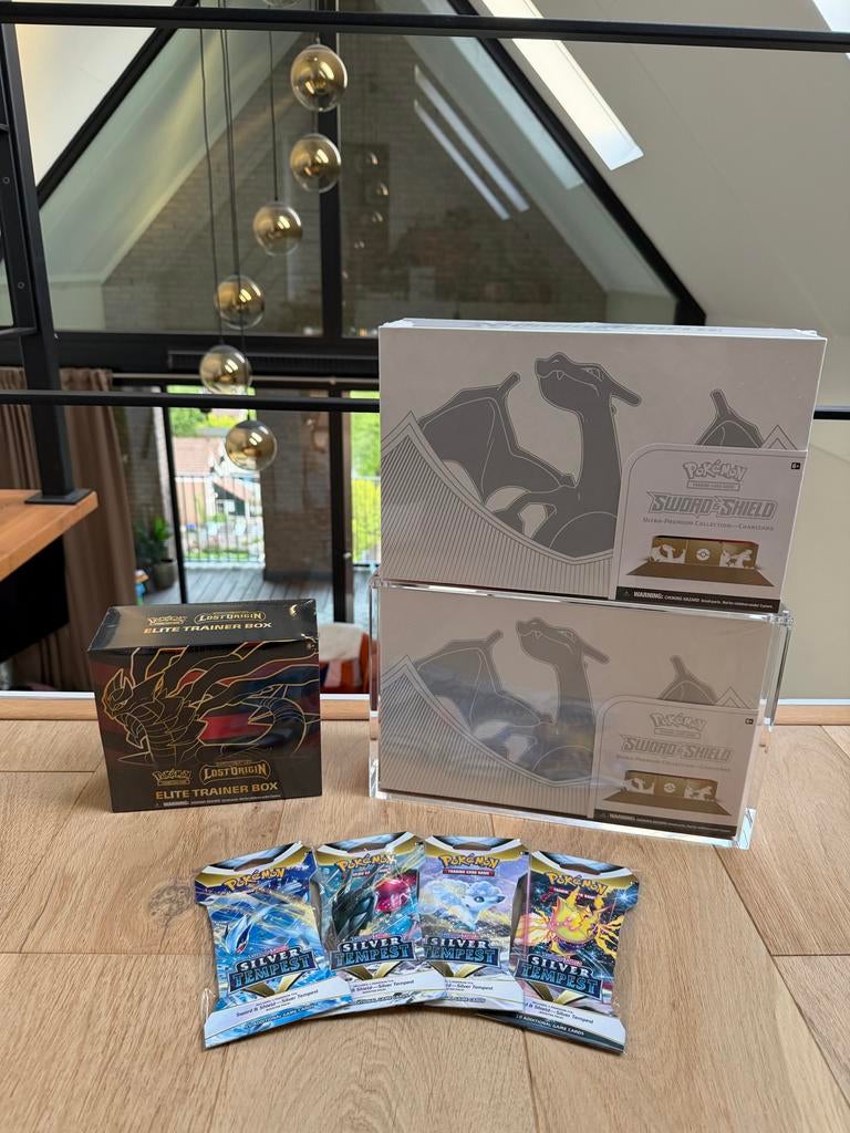 Sword & Shield Charizard Ultra Premium Collection, Ophalen of Verzenden, Nieuw, Overige typen