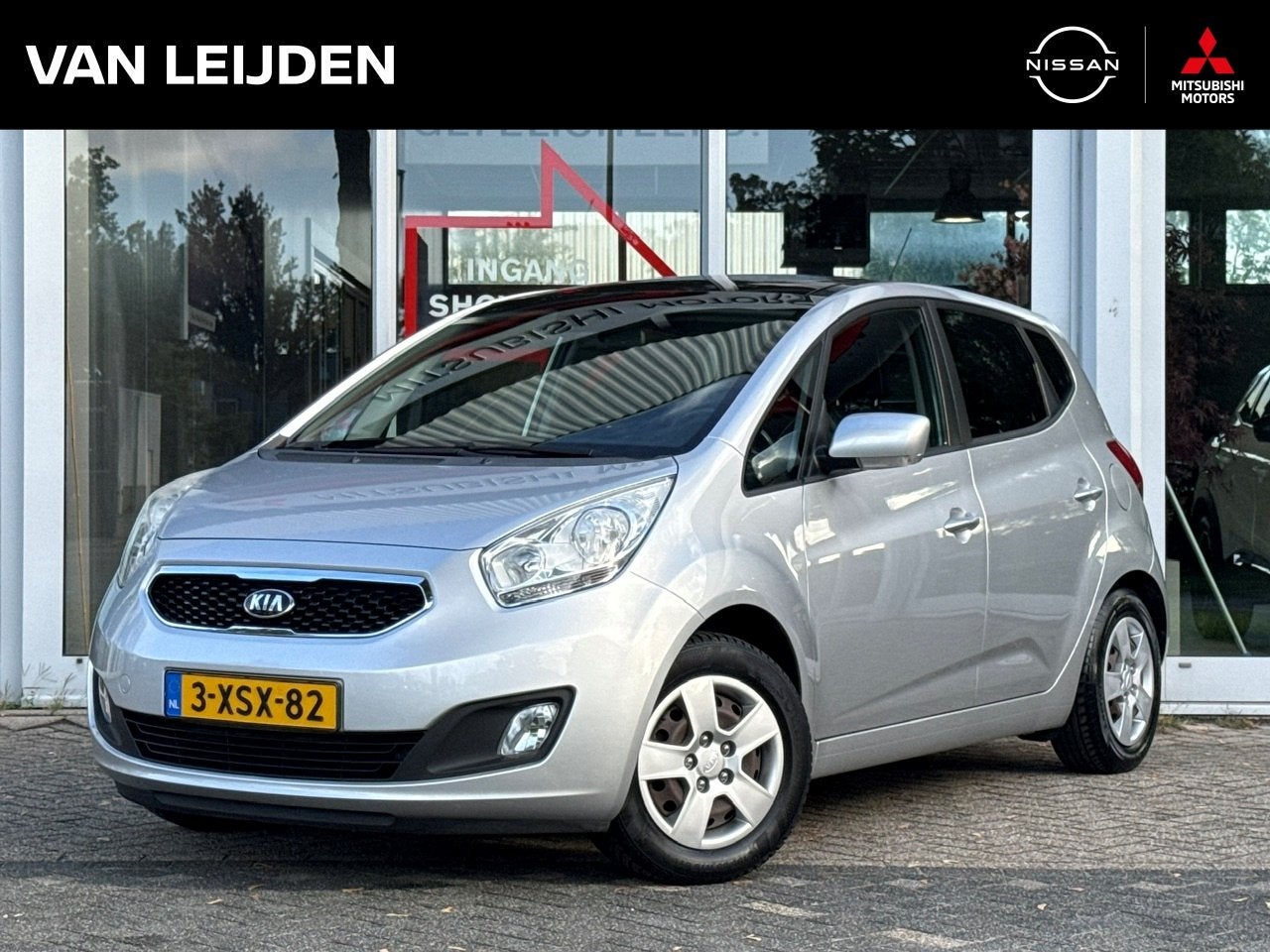 KIA Venga 1.4 CVVT World Cup Edition | Trekhaak | Panoramada, Auto's, Stof, Gebruikt, Zwart, 4 cilinders