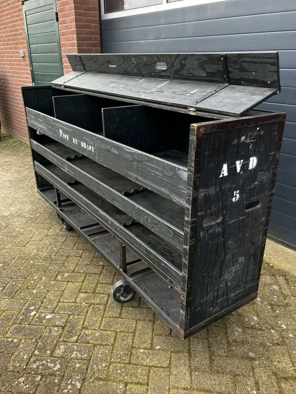 Materialen kast. Decoratief, Ophalen