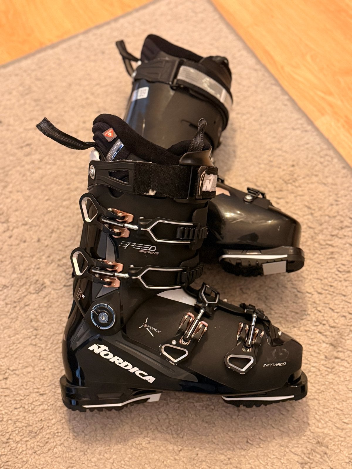 Nordica Speedmachine 115W skischoenen maat 26/40, Sport en Fitness, Gebruikt, Schoenen, Ophalen of Verzenden, Nordica