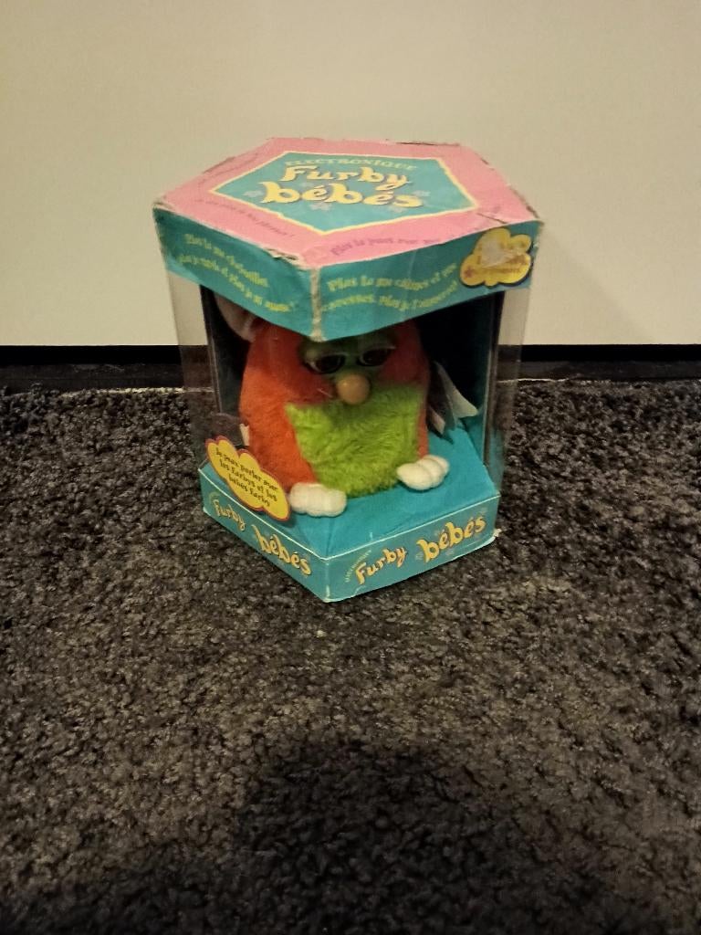 Furby baby Fresh Orange Engels werkend in doos, Verzenden, Zo goed als nieuw