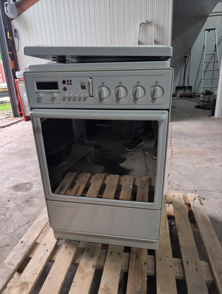 Atag FH055A5H Vrijstaand Fornuis met Oven - Nette Staat, Gebruikt, 85 tot 90 cm, Elektrisch, Hete lucht
