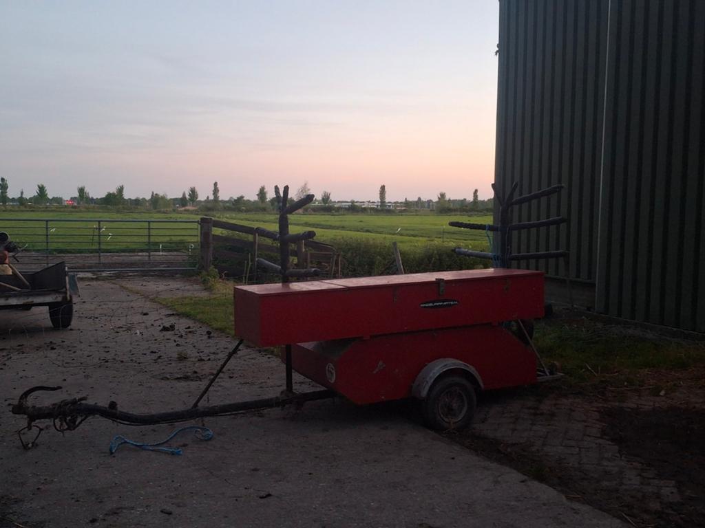 Surfkar - surfplankenwagen, Watersport en Boten, Ophalen, Zo goed als nieuw, Overige typen
